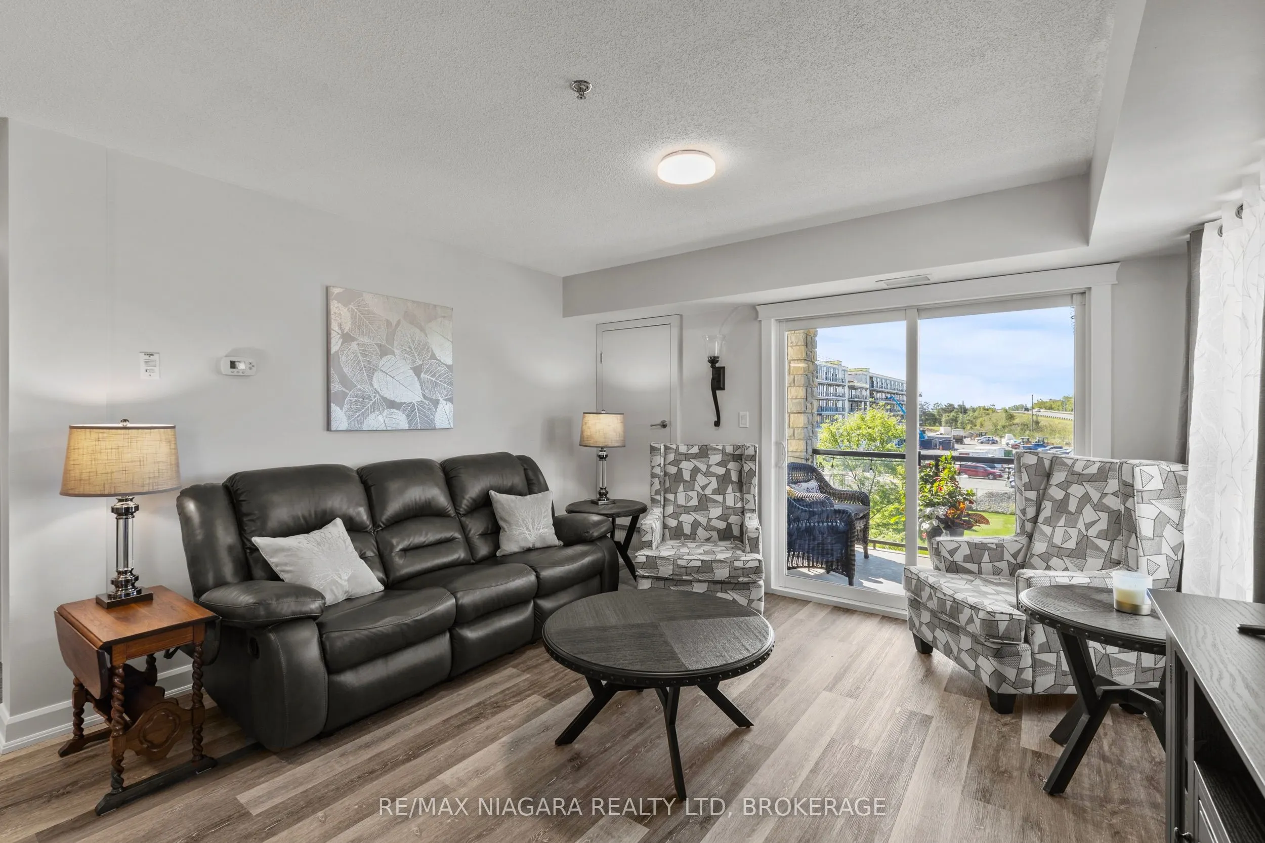 330 PRINCE CHARLES Drive, #1304