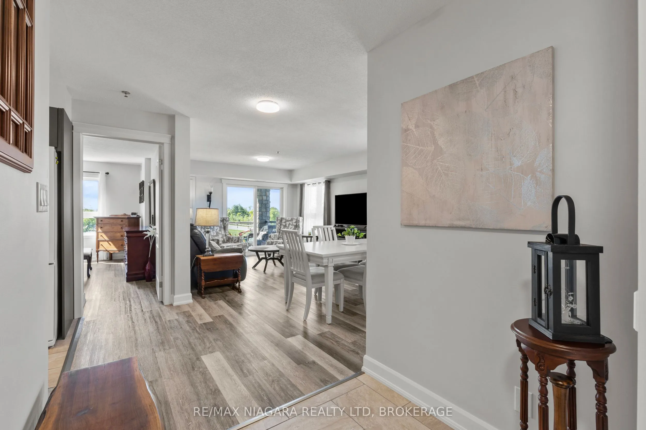 330 PRINCE CHARLES Drive, #1304