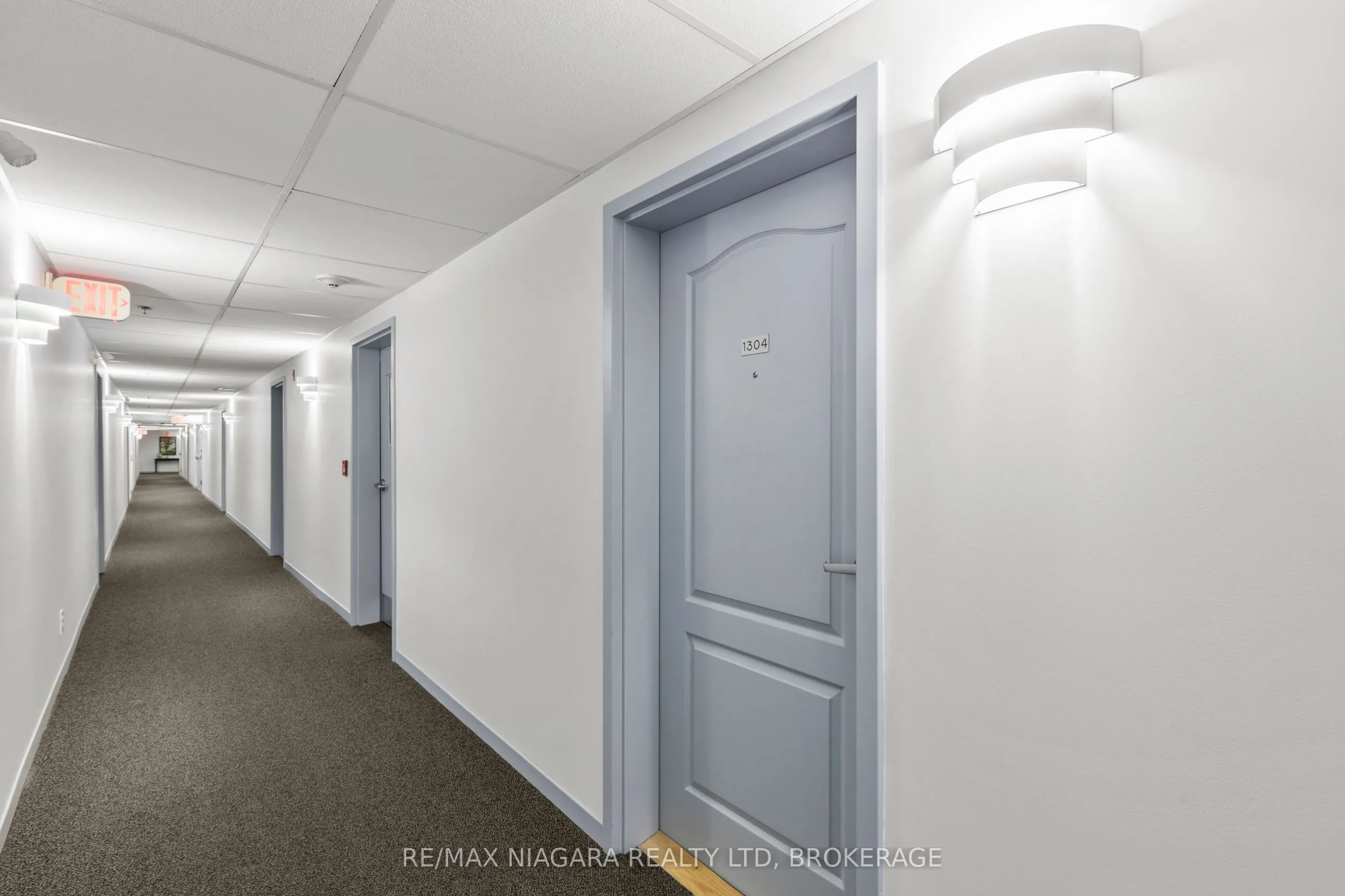 330 PRINCE CHARLES Drive, #1304