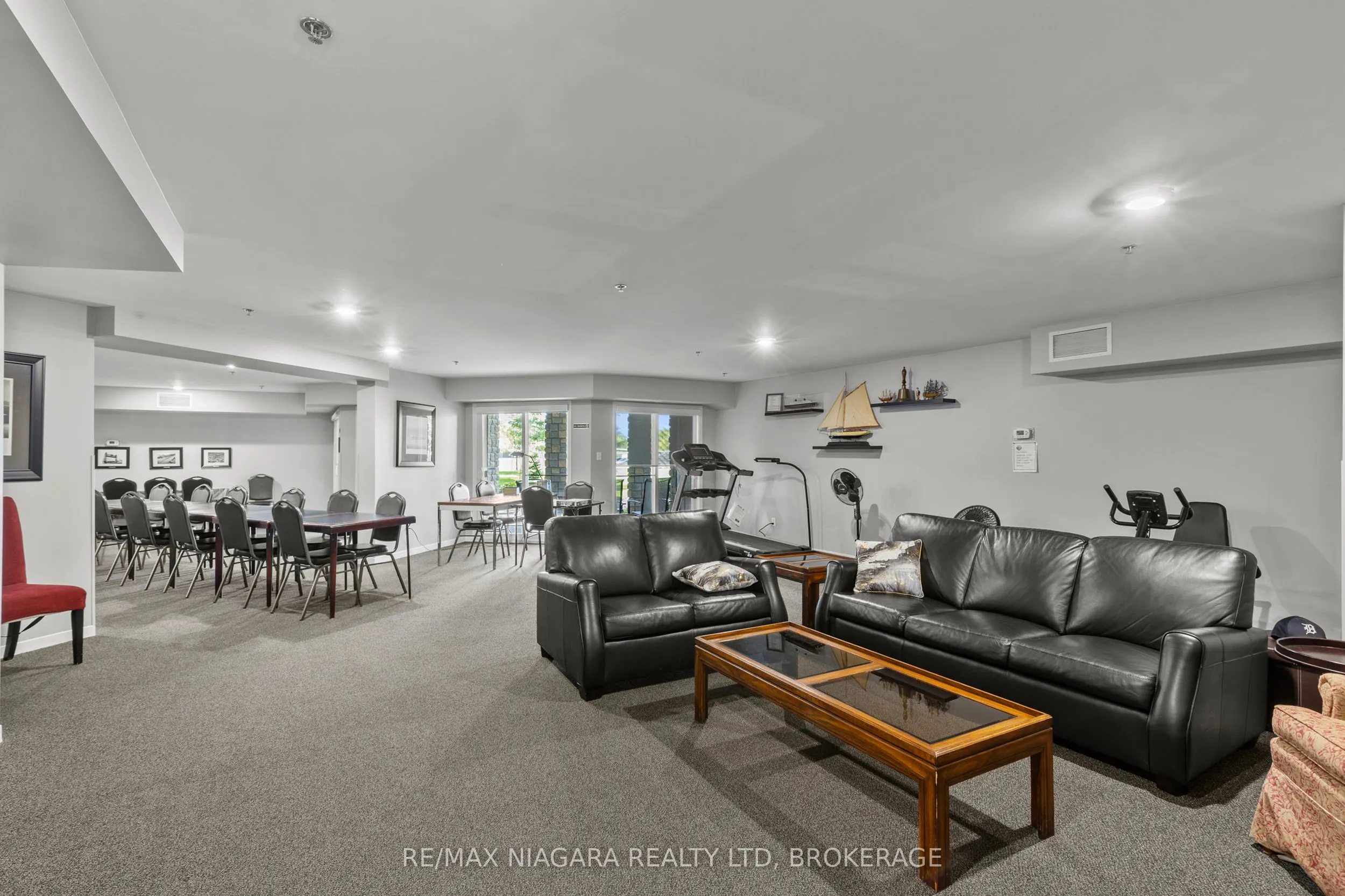 330 PRINCE CHARLES Drive, #1304