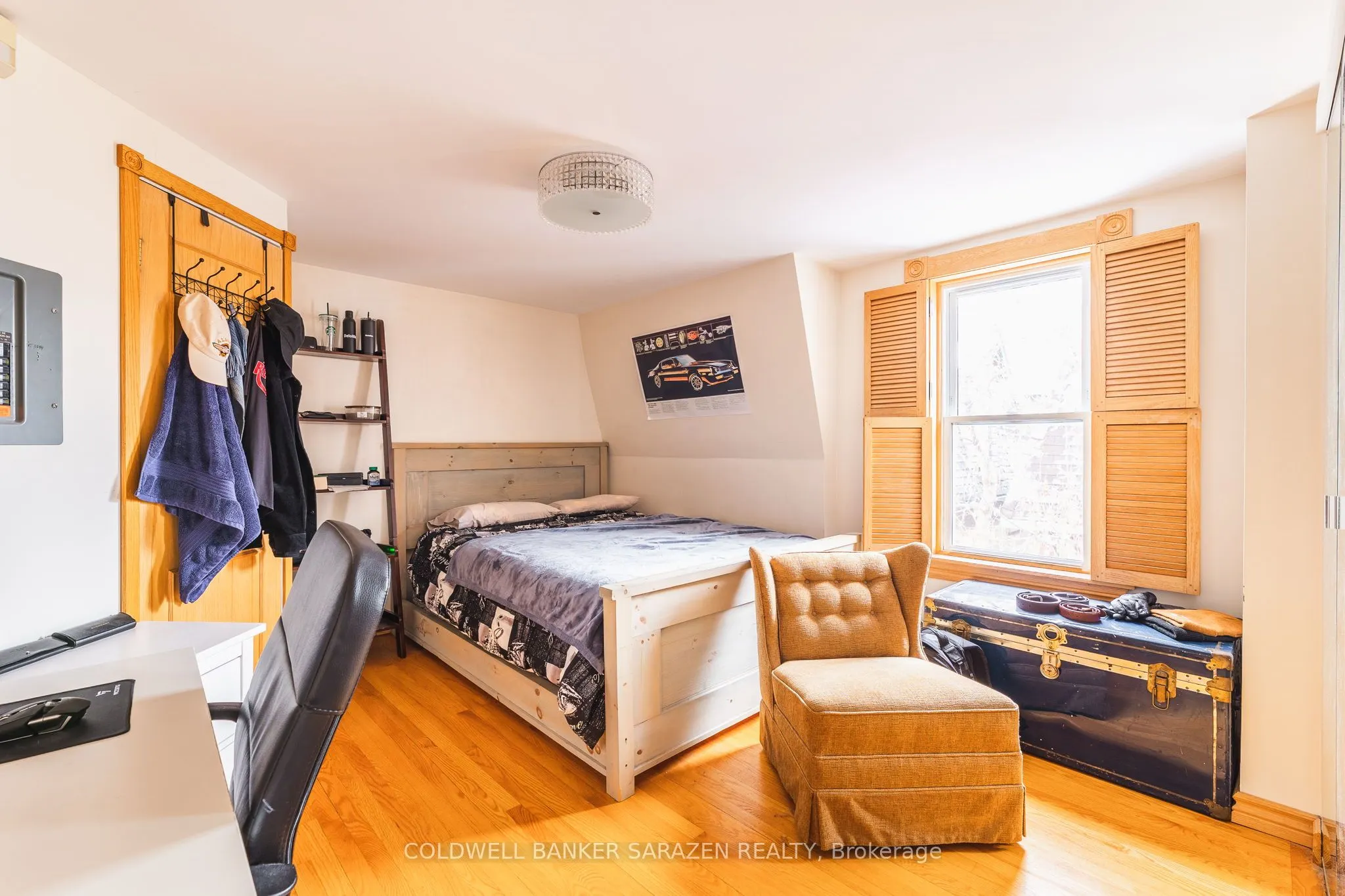 229 Charlotte Street