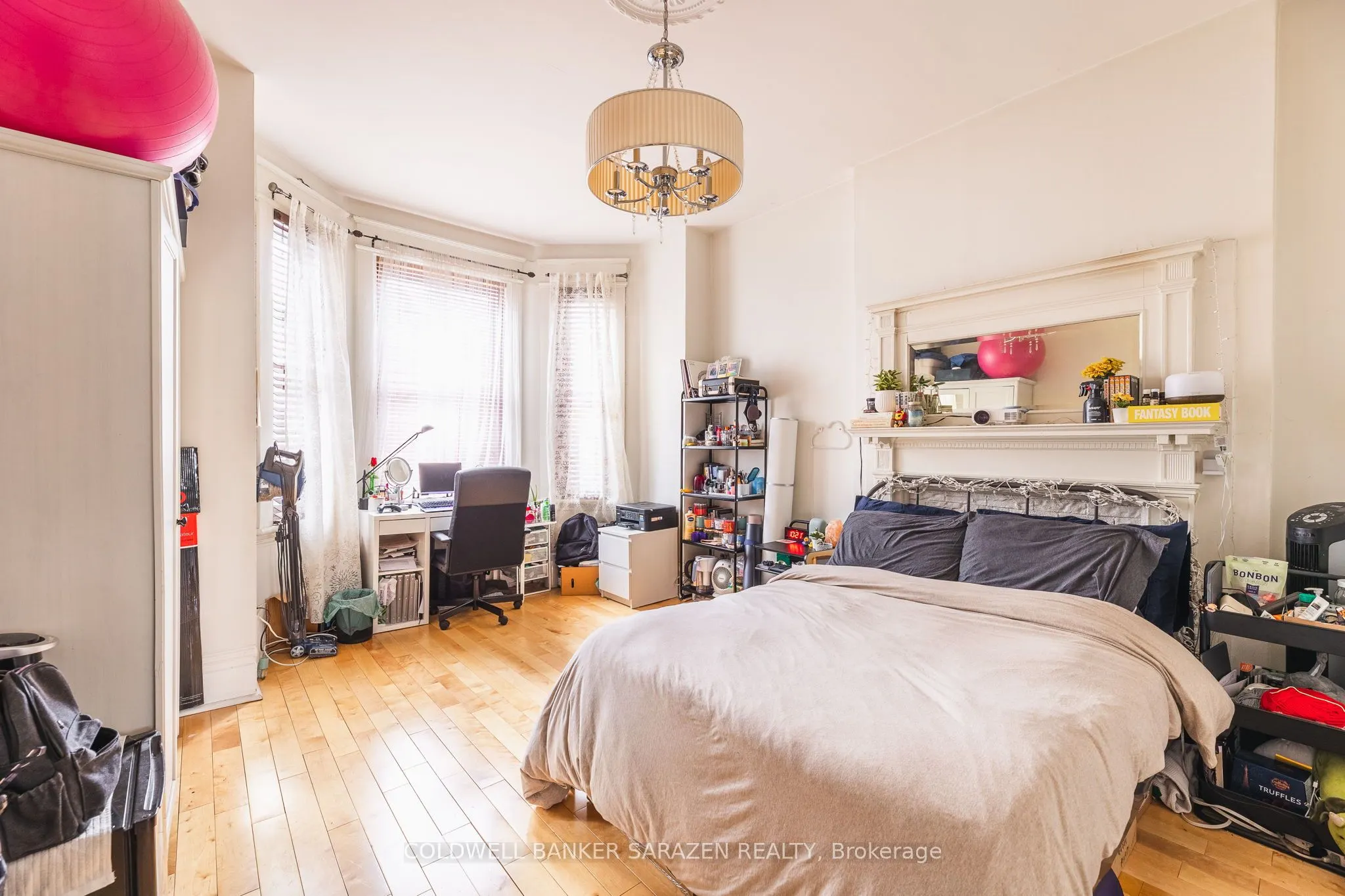 229 Charlotte Street