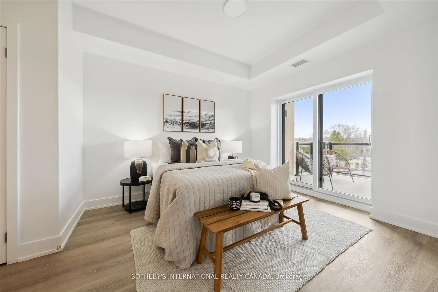 19B West Street N, #306