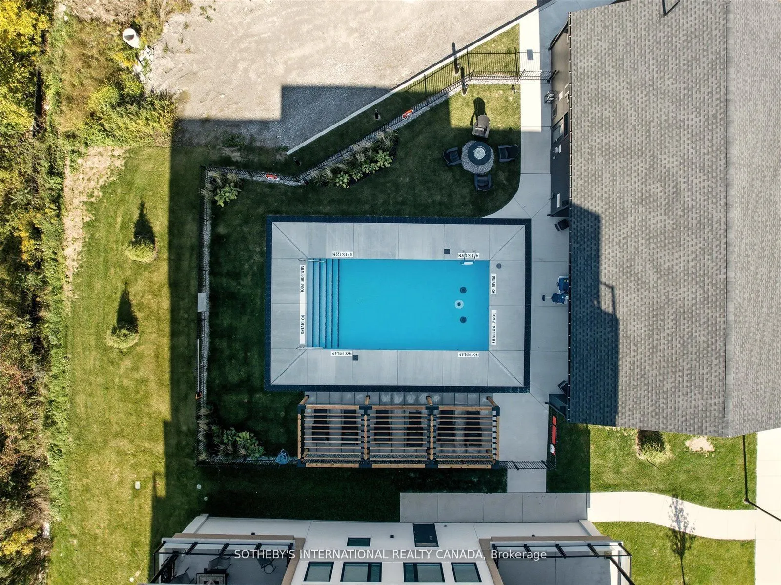 19B West Street N, #306