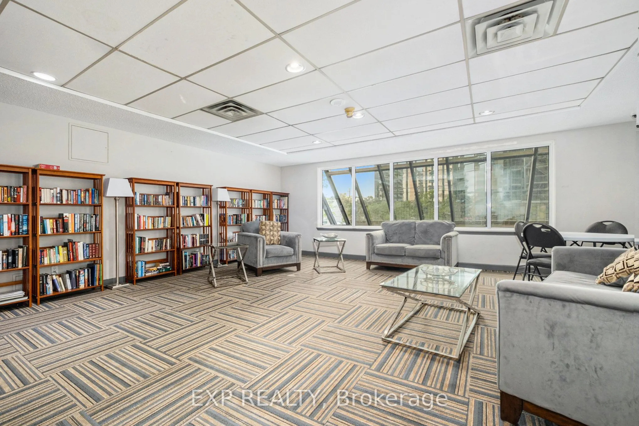 199 Kent Street, #1402