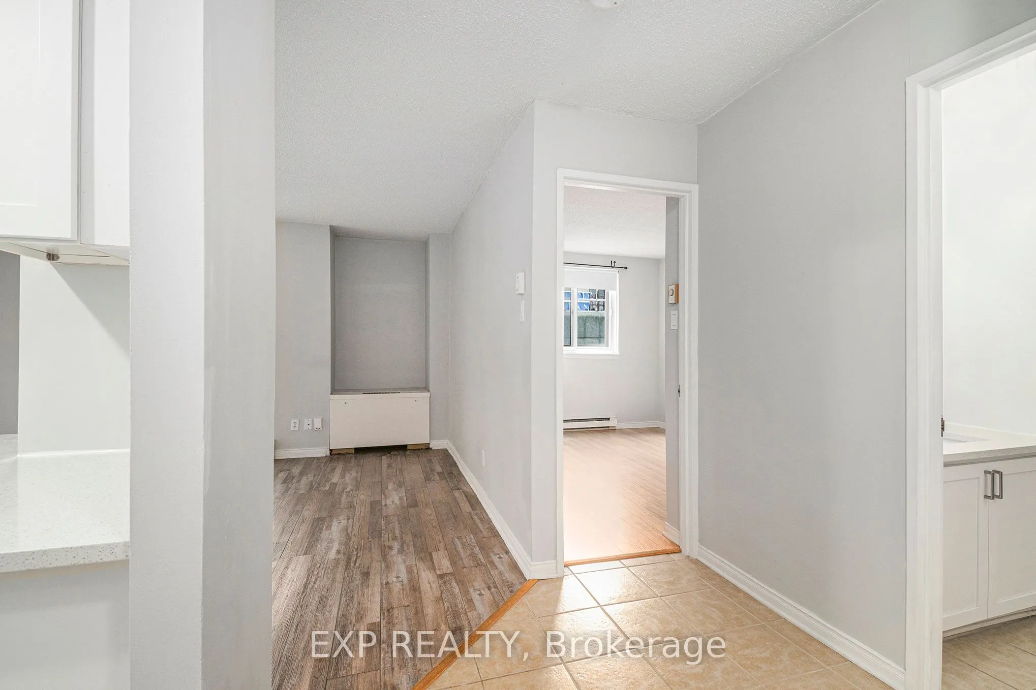 199 Kent Street, #1402