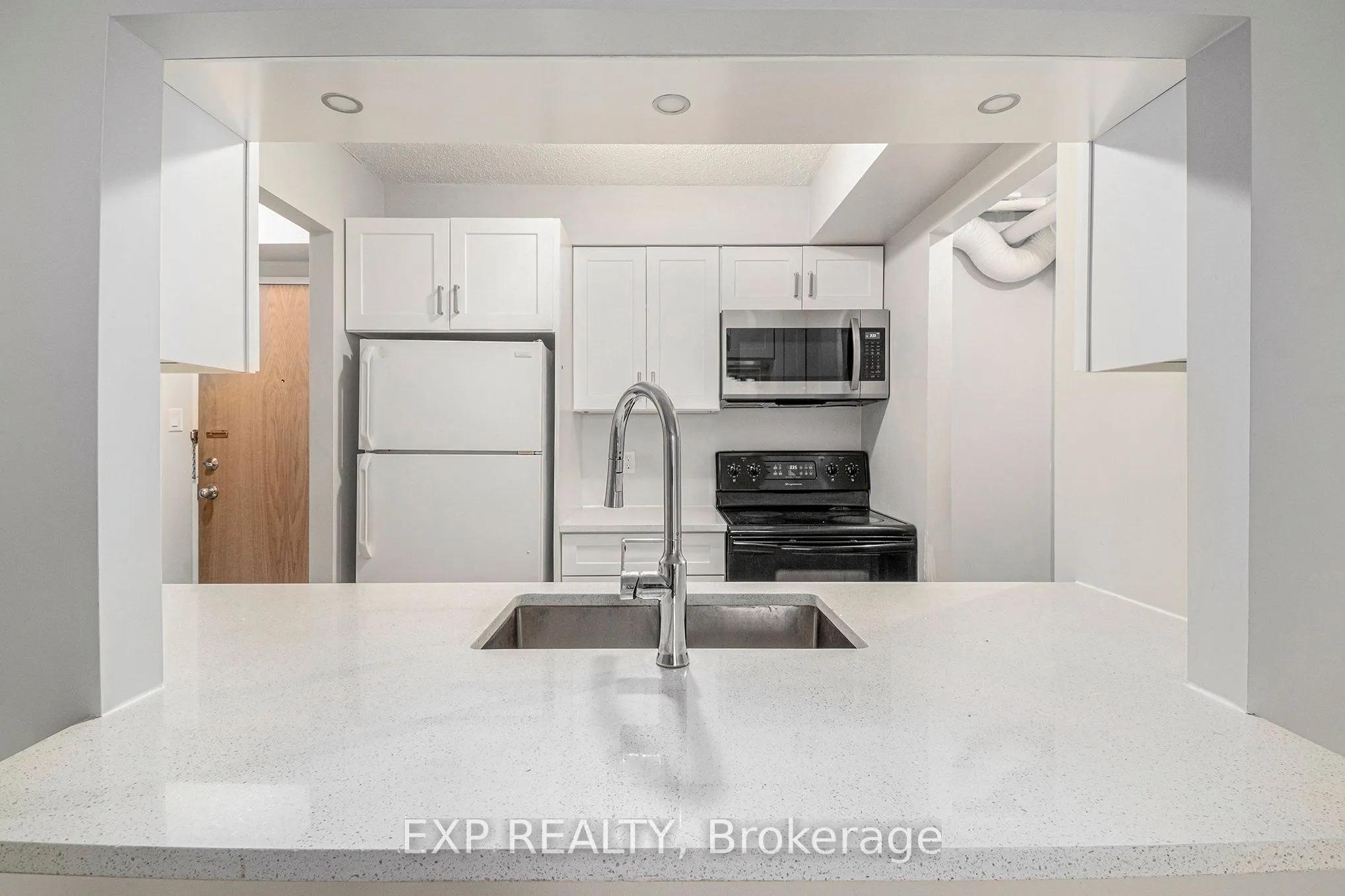 199 Kent Street, #1402