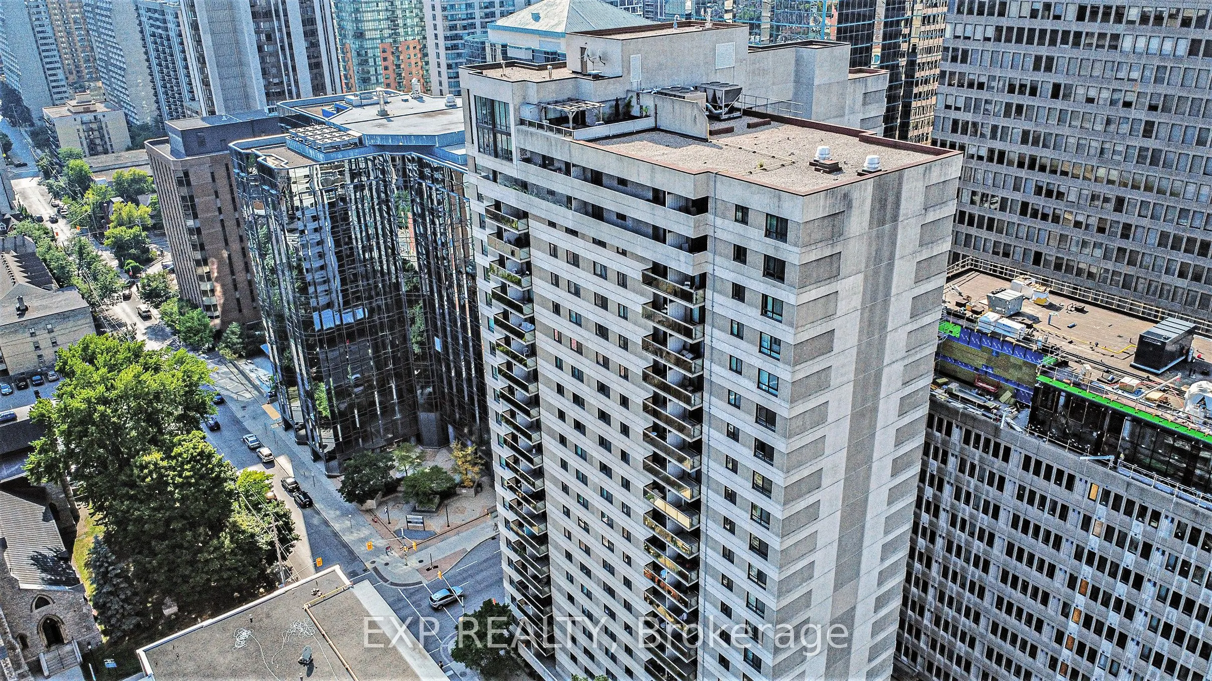 199 Kent Street, #1402