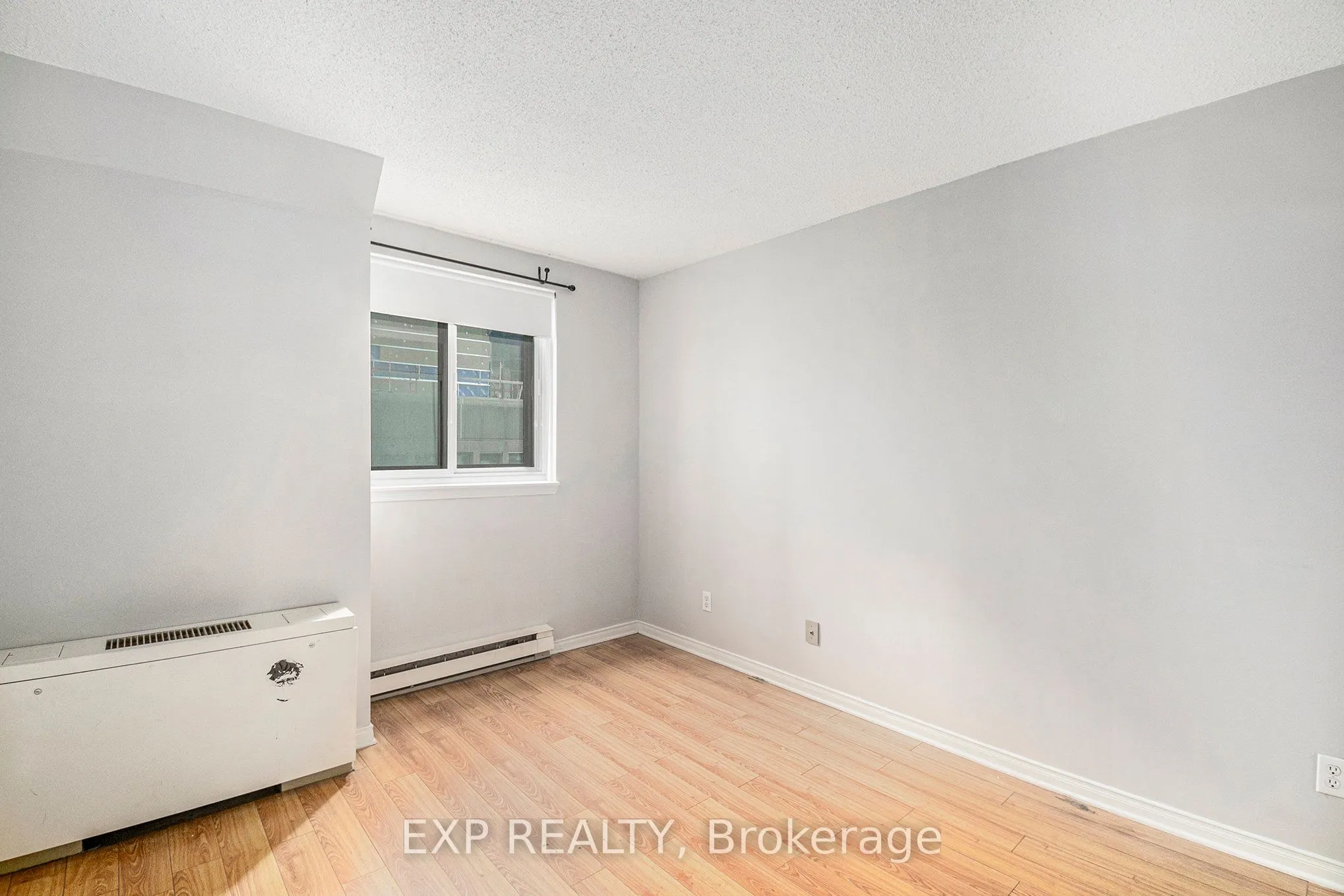 199 Kent Street, #1402