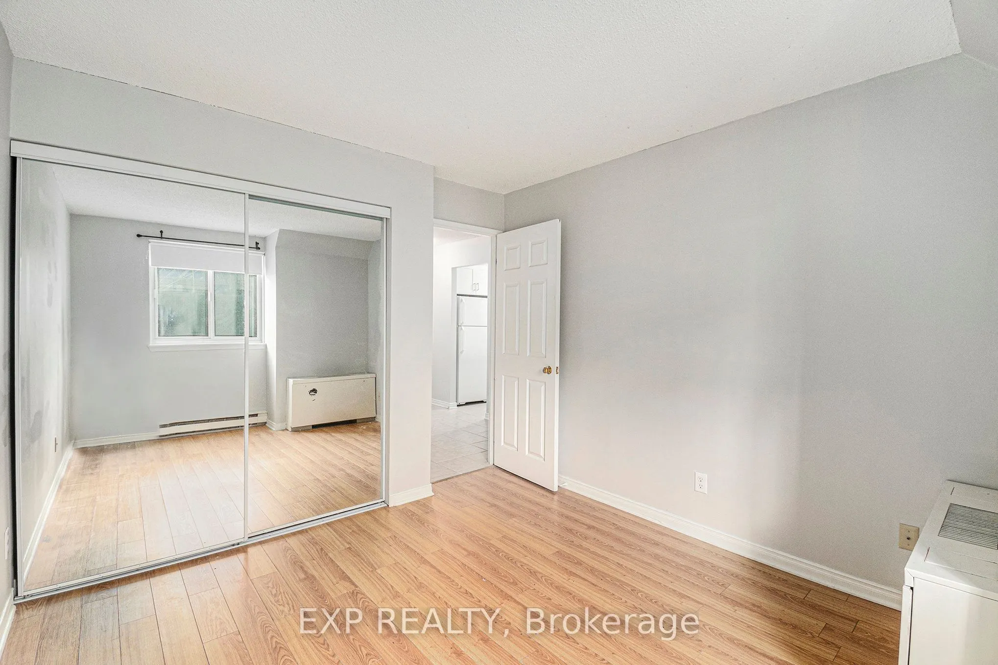 199 Kent Street, #1402