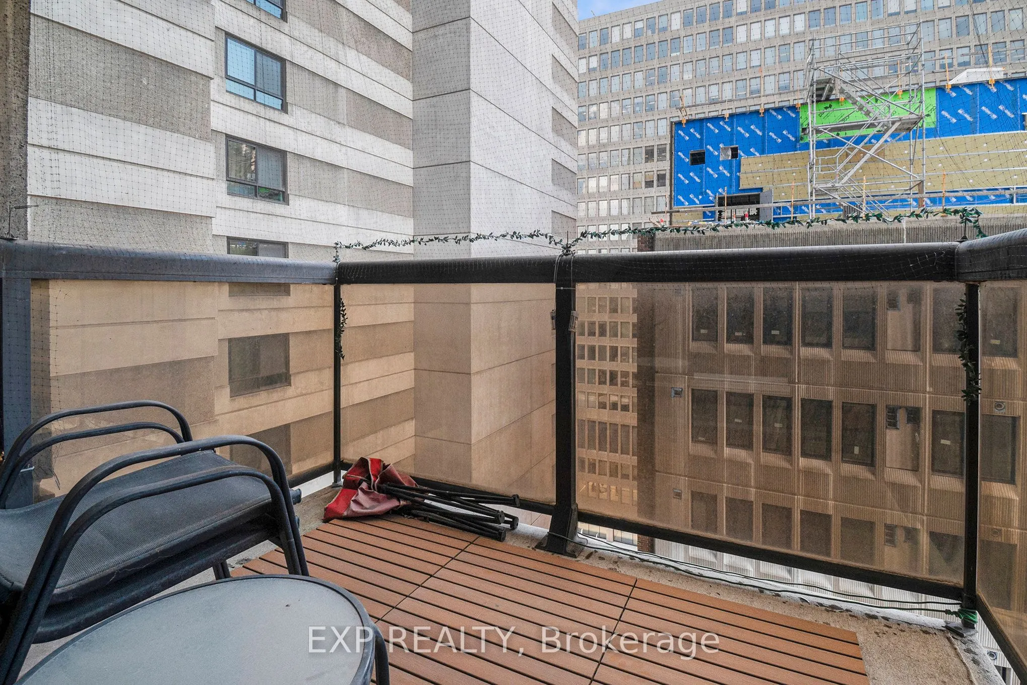 199 Kent Street, #1402