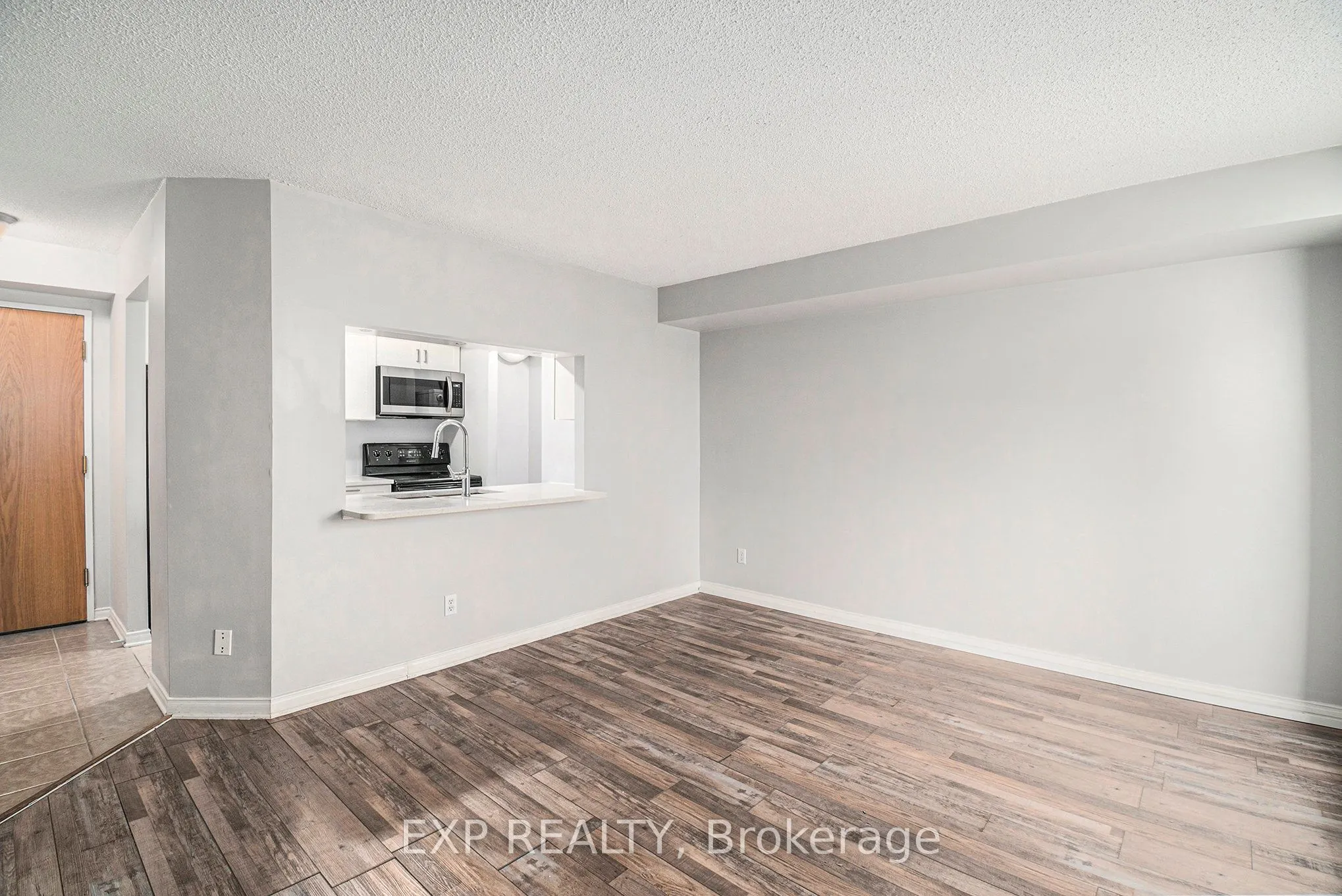 199 Kent Street, #1402