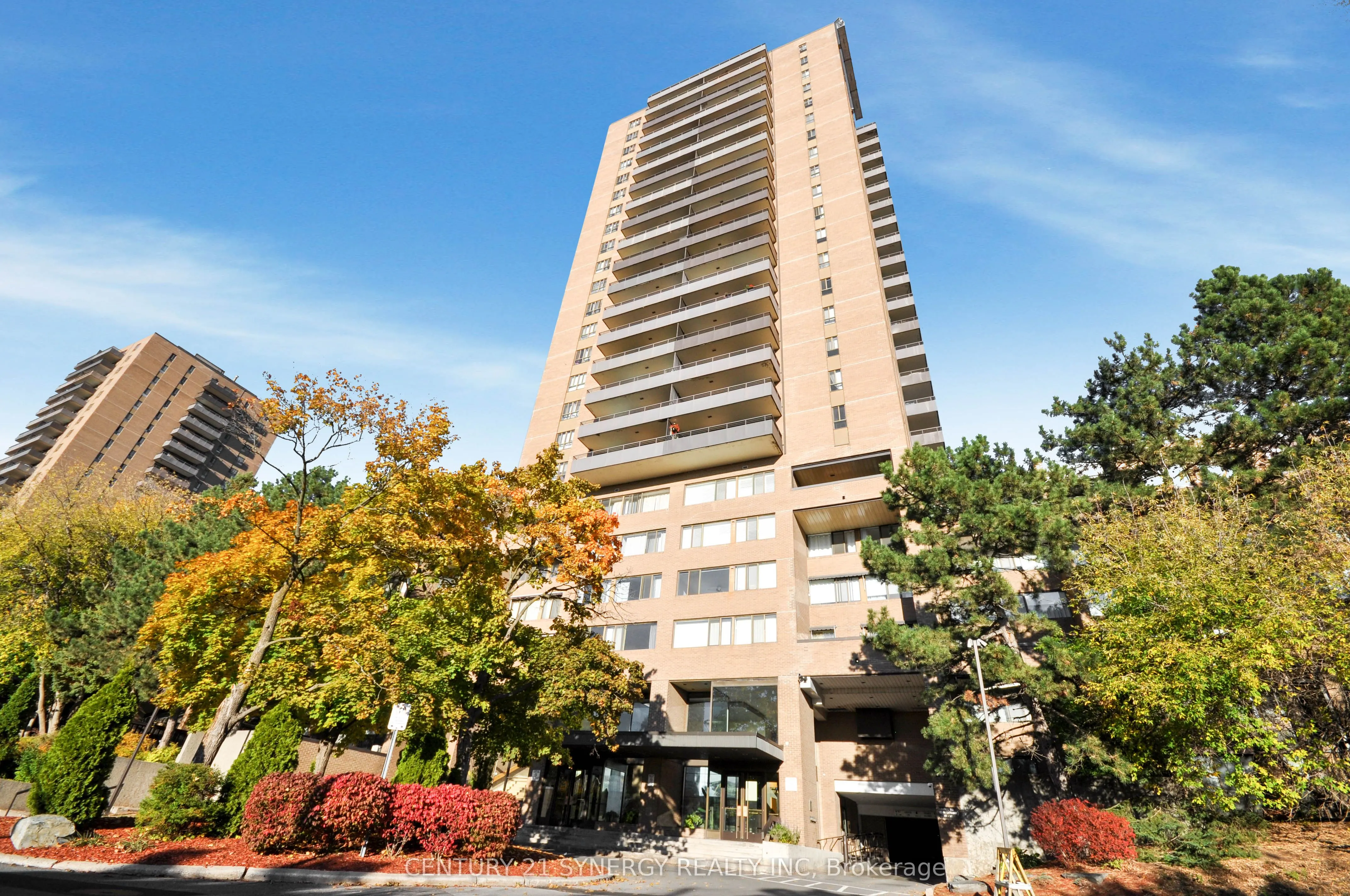 515 ST LAURENT Boulevard, #631