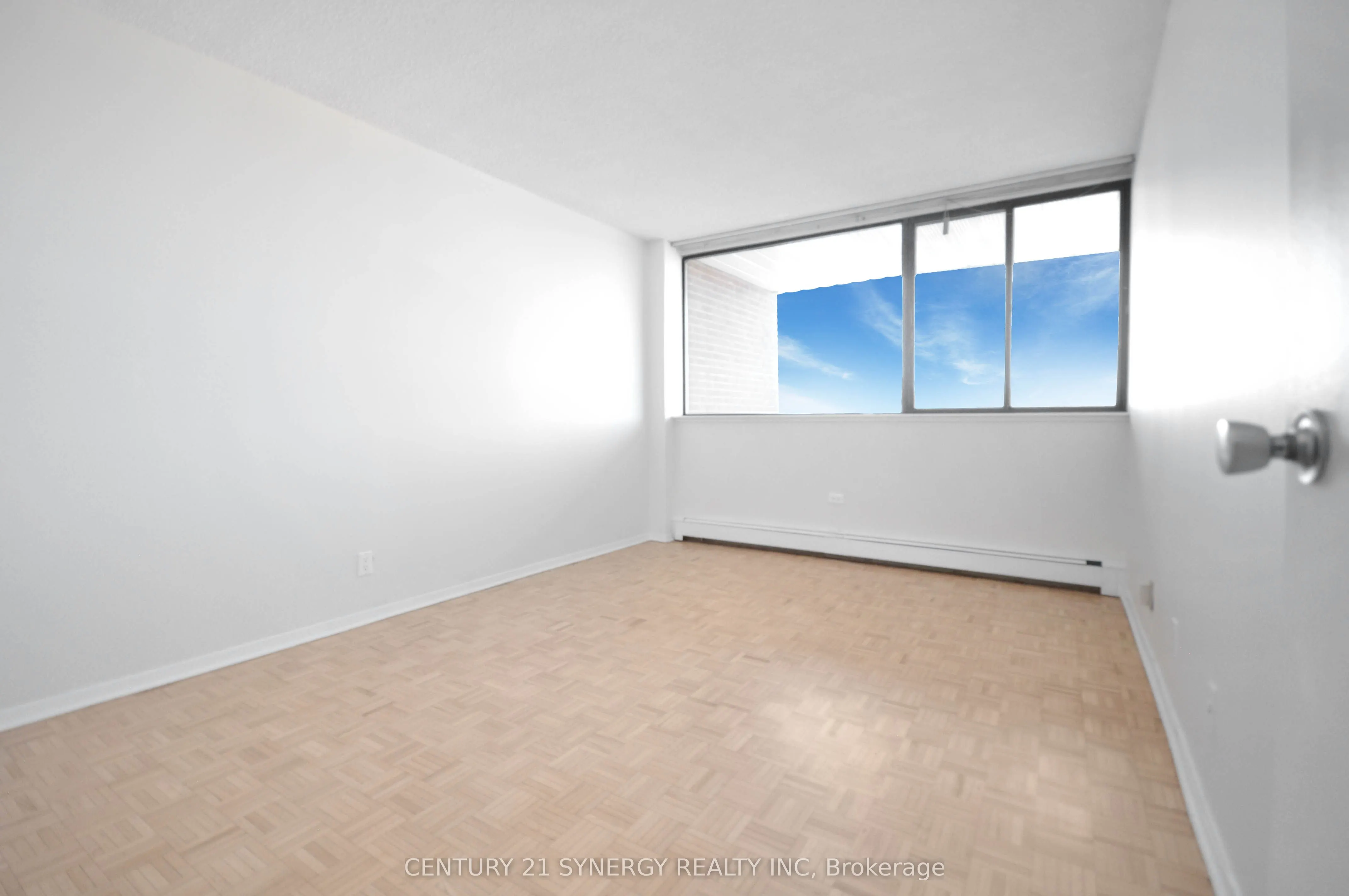 515 ST LAURENT Boulevard, #631