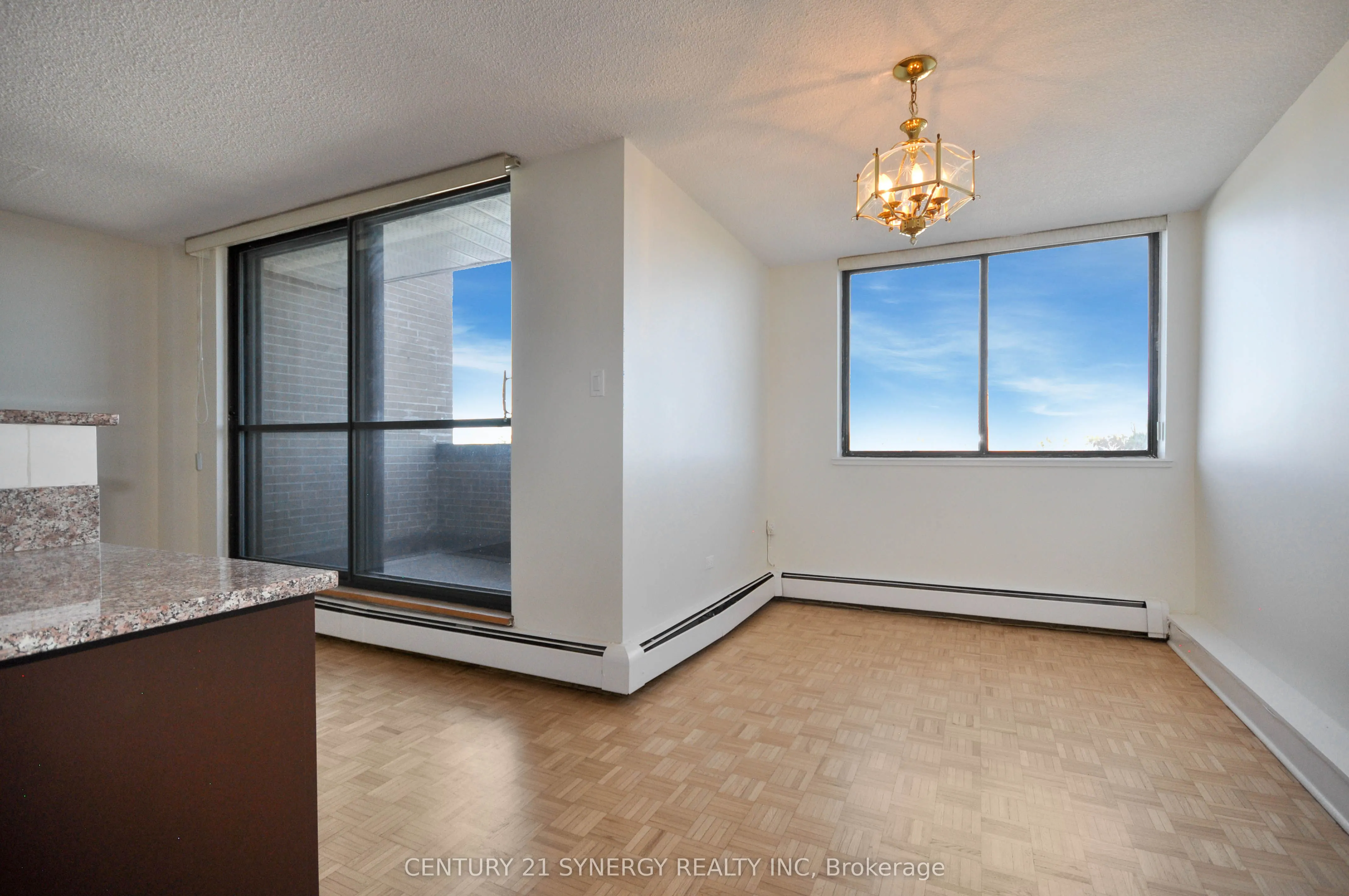 515 ST LAURENT Boulevard, #631