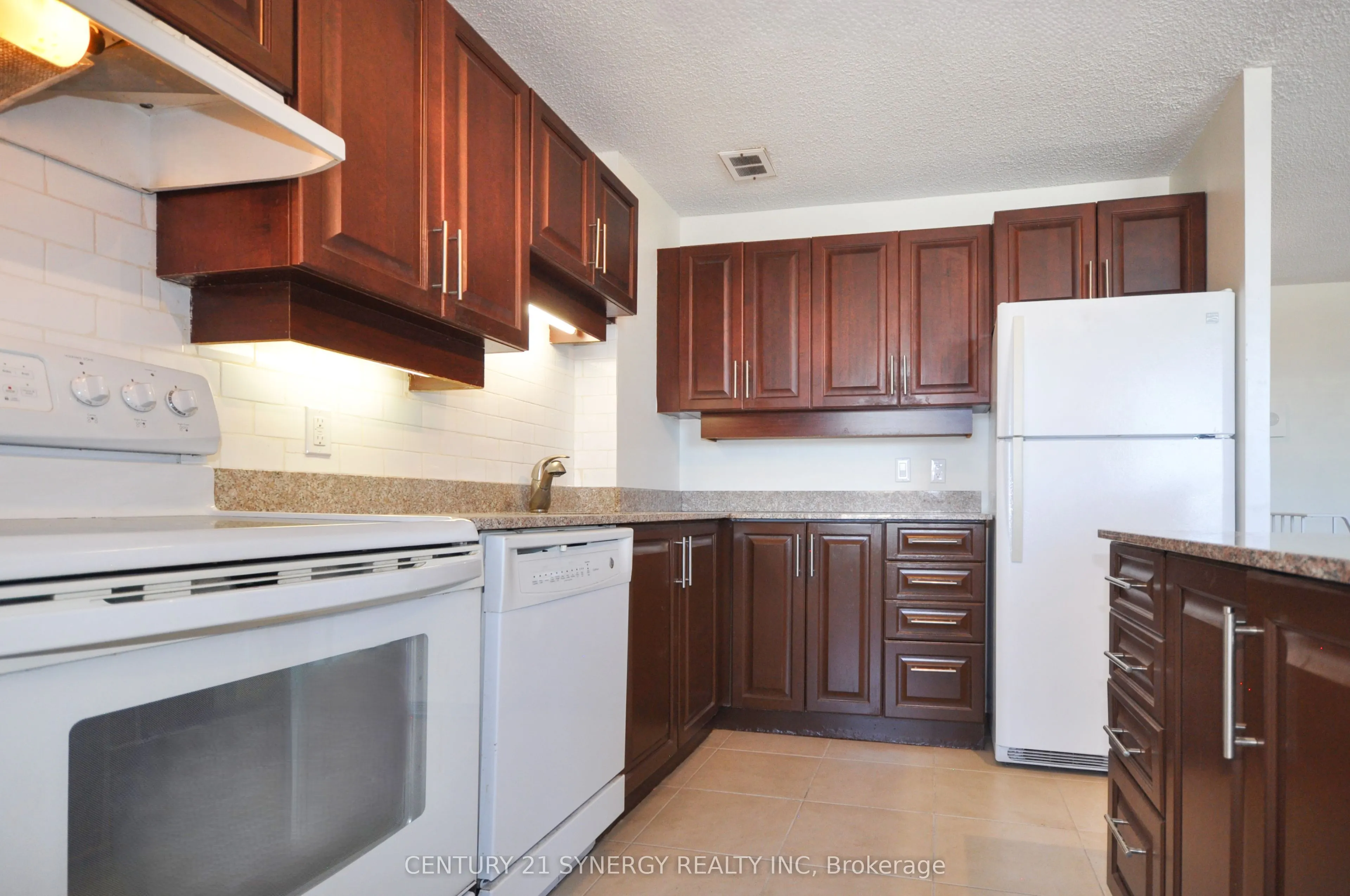 515 ST LAURENT Boulevard, #631