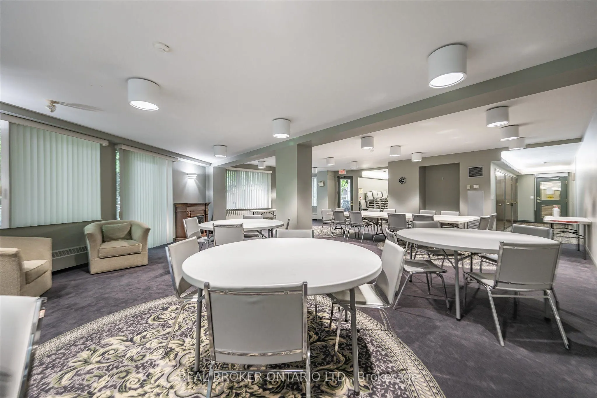 77 Governors Road, #207