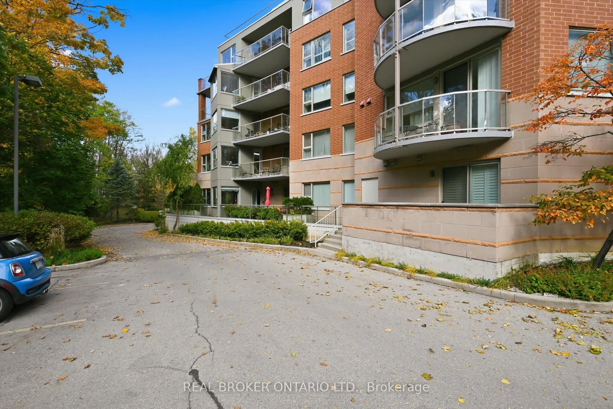 77 Governors Road, #207