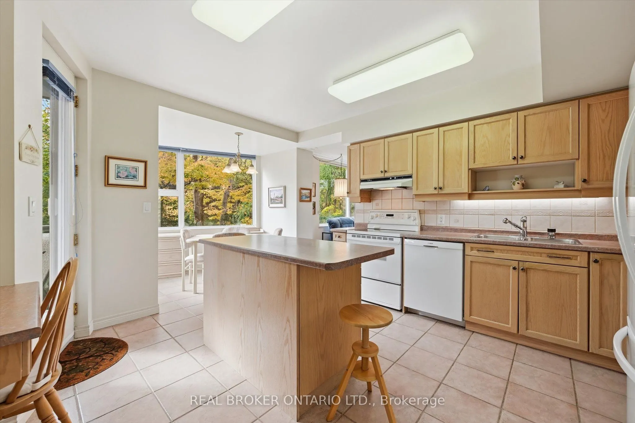 77 Governors Road, #207