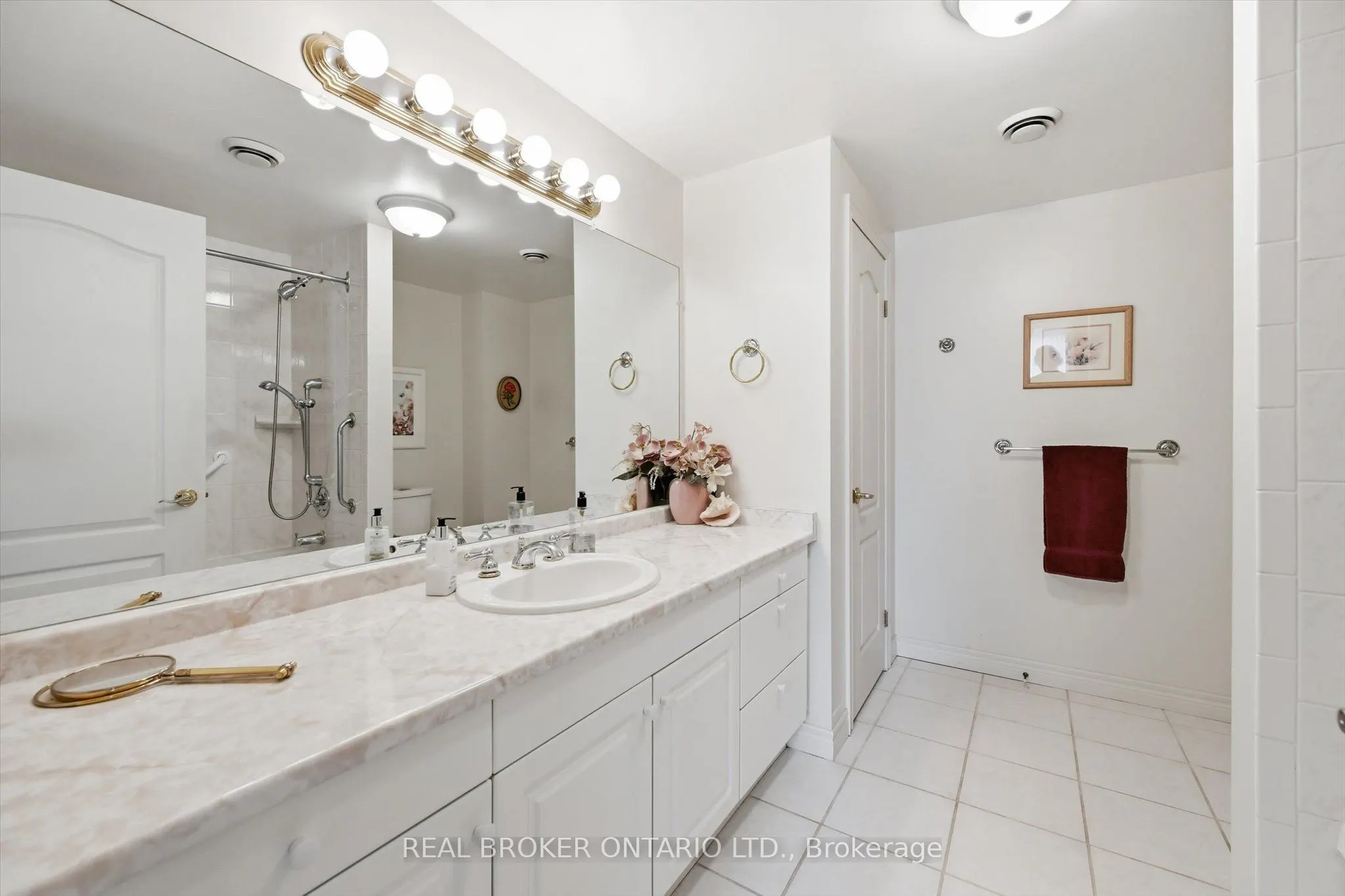 77 Governors Road, #207