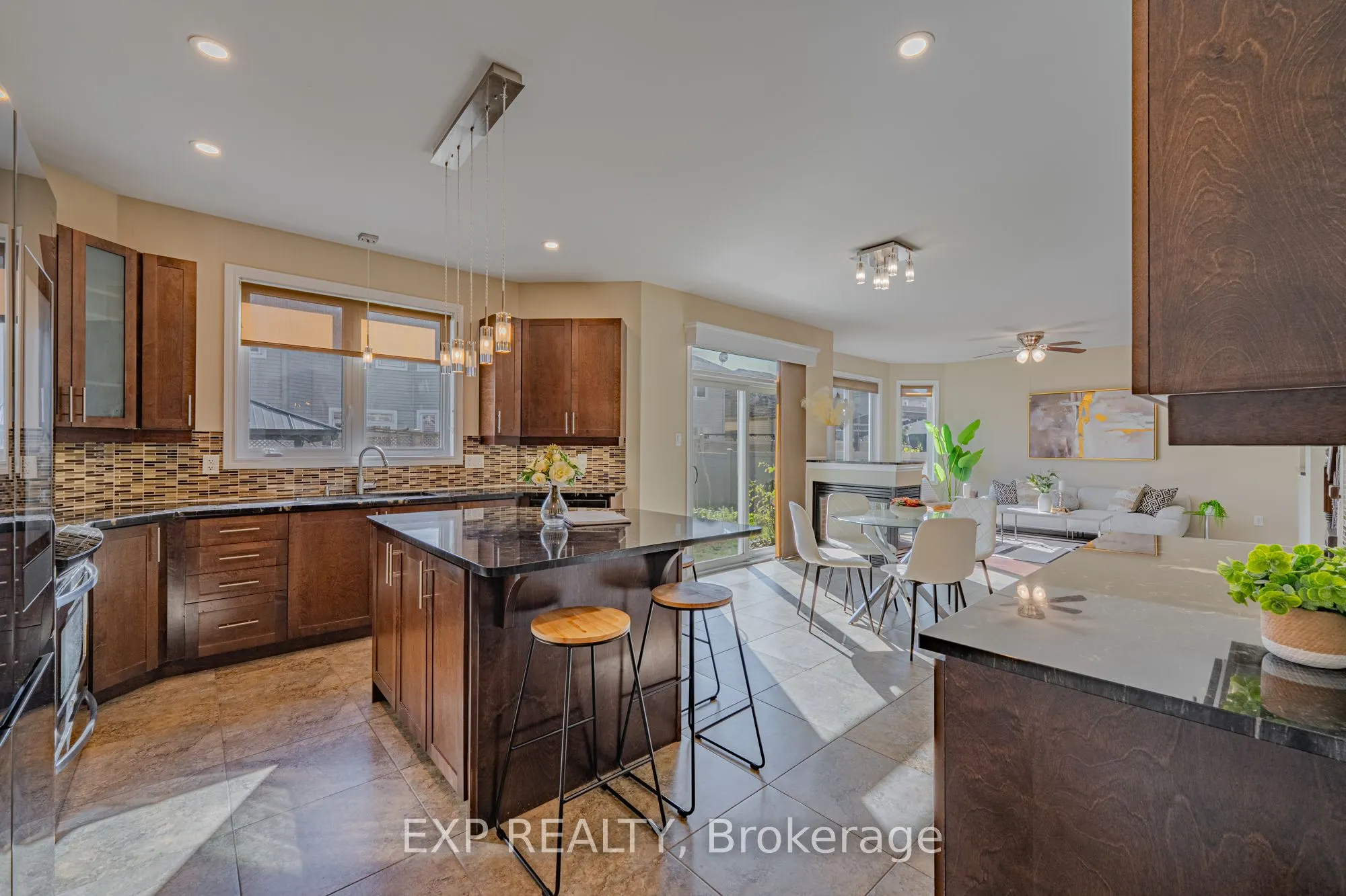 3308 RIVERSET Crescent