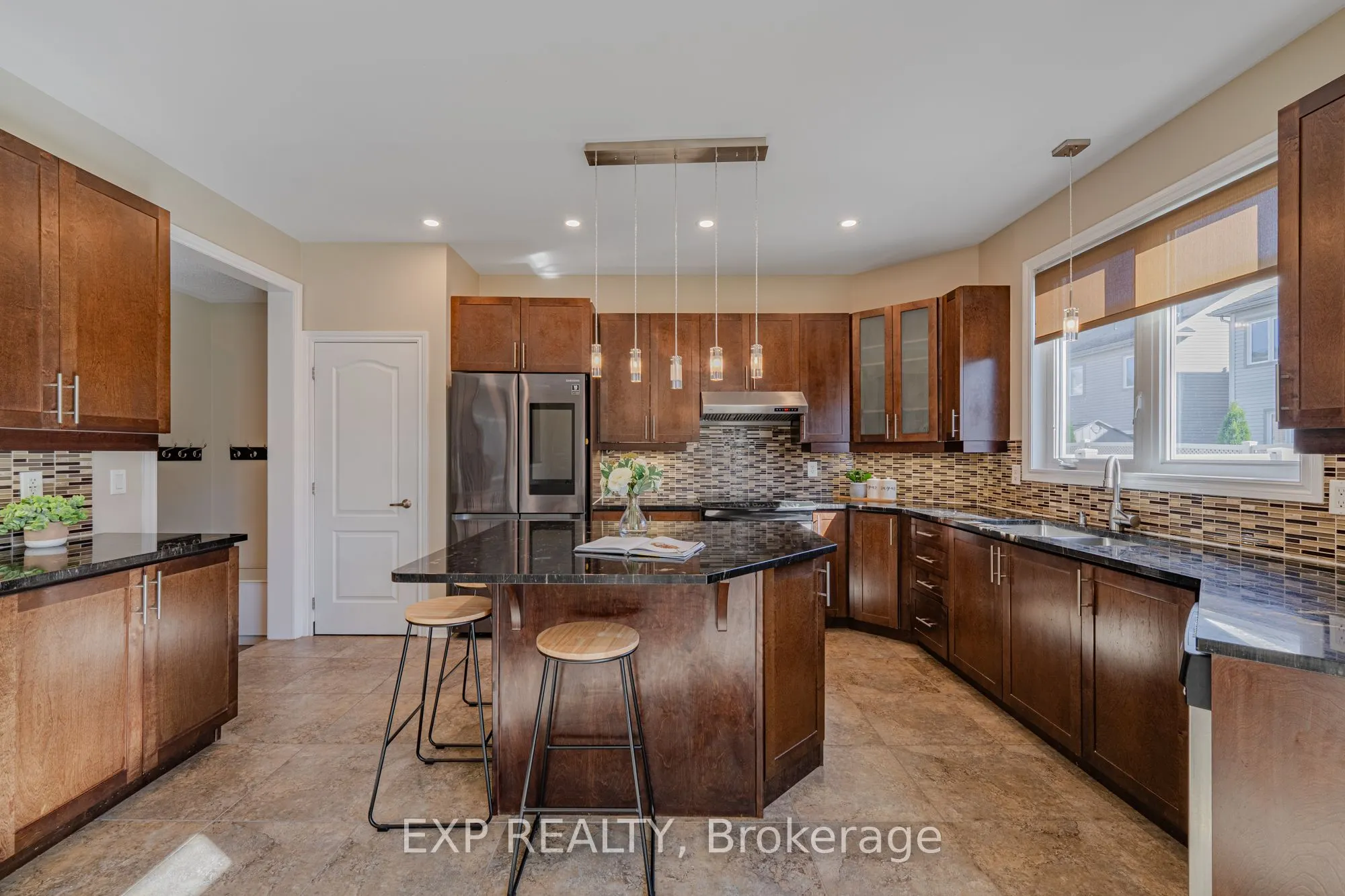 3308 RIVERSET Crescent