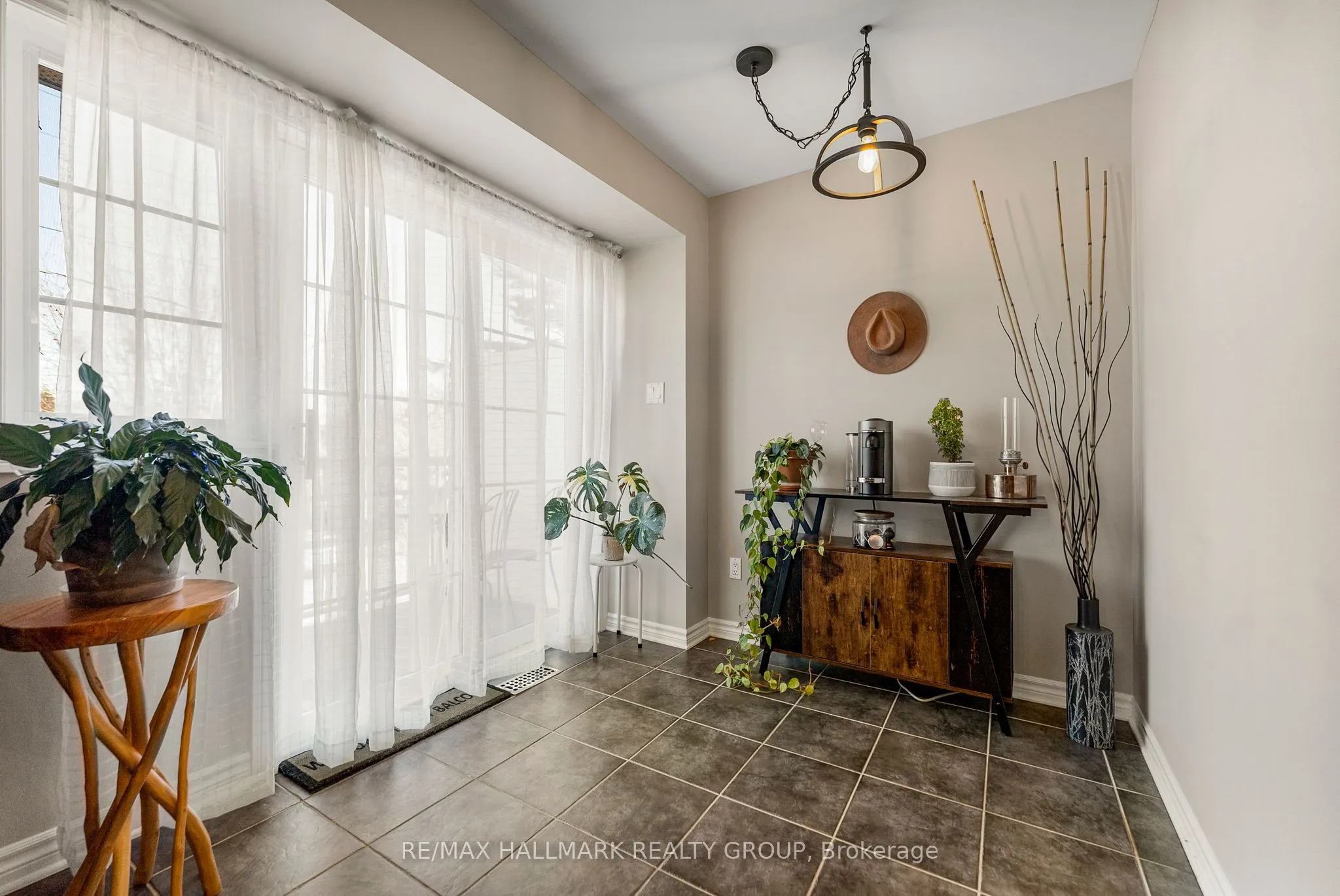 440 Edgeworth Avenue