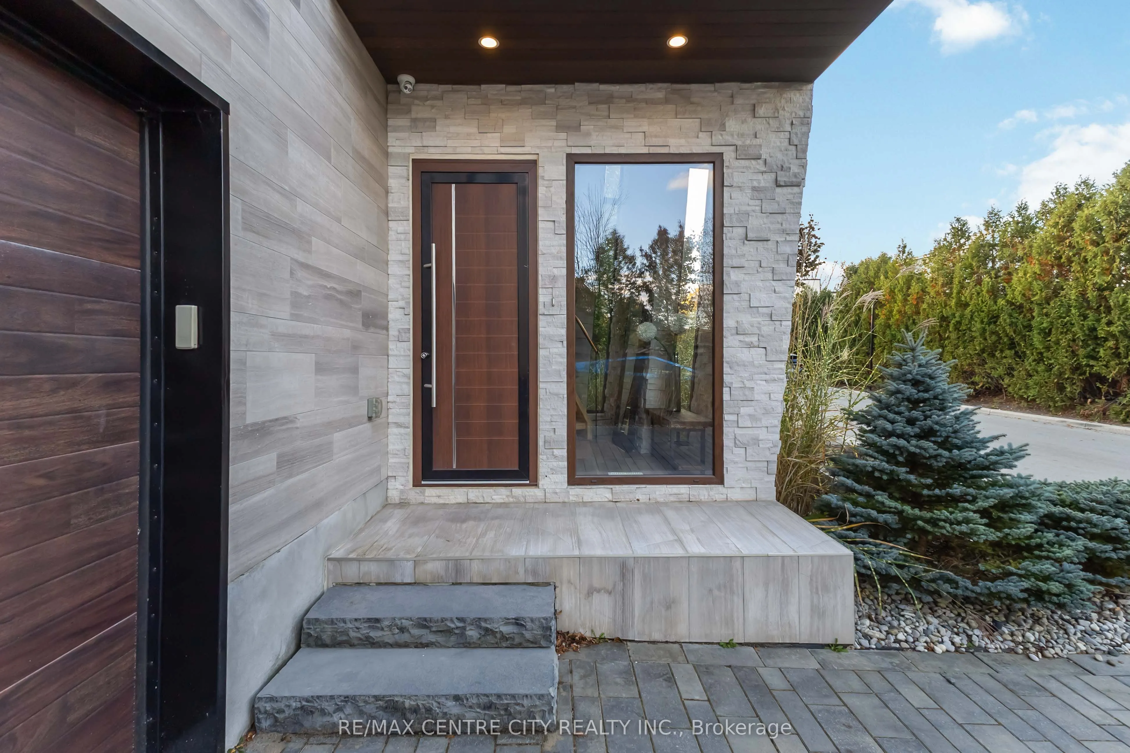 1452 Byron Baseline Road, #3