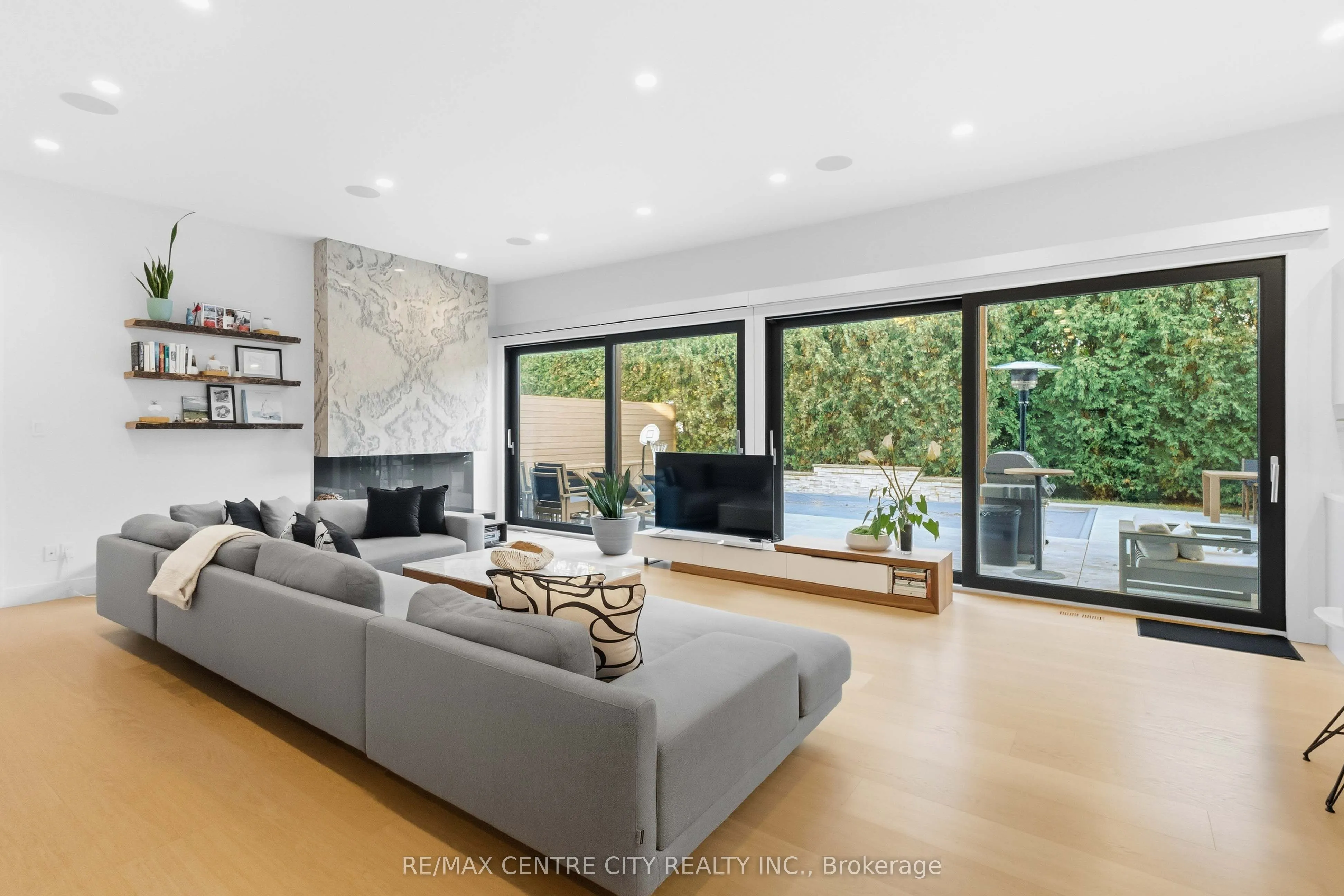 1452 Byron Baseline Road, #3