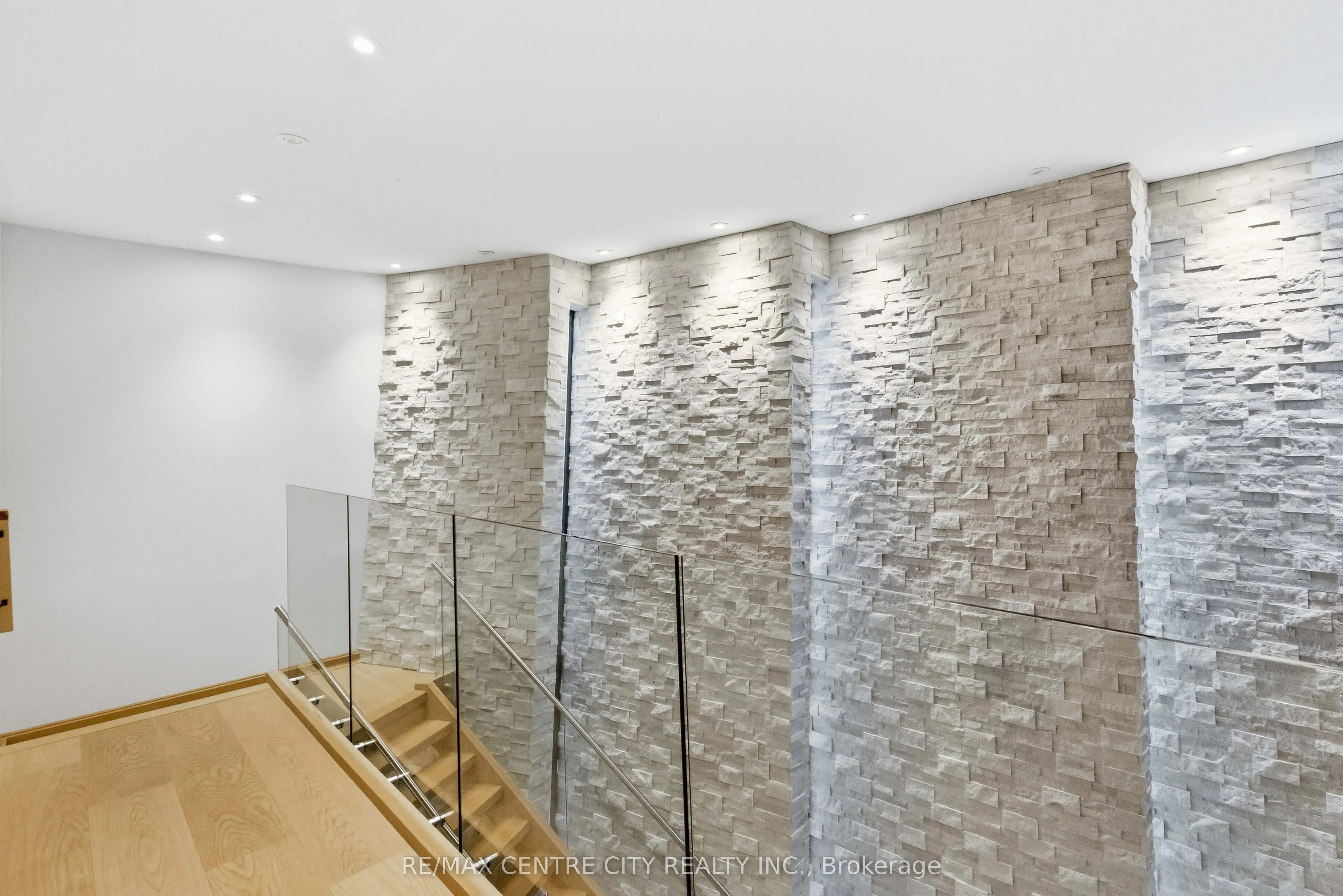 1452 Byron Baseline Road, #3