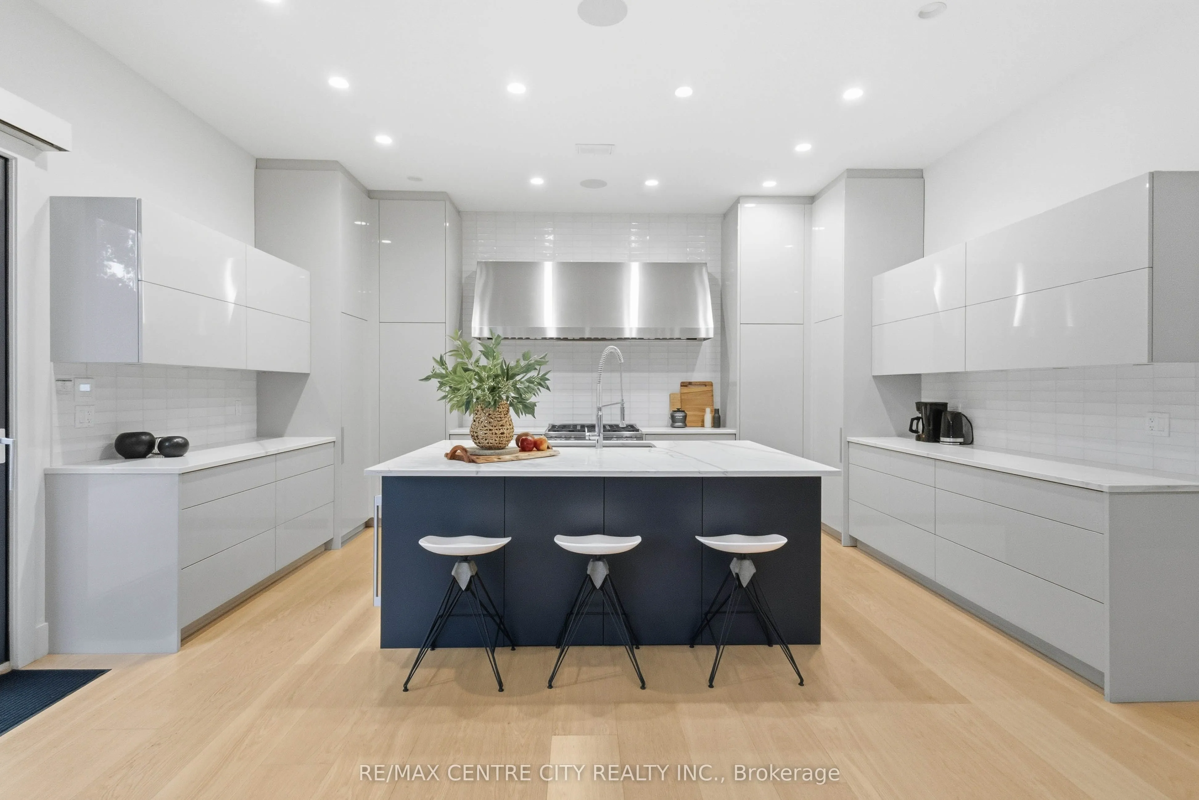 1452 Byron Baseline Road, #3