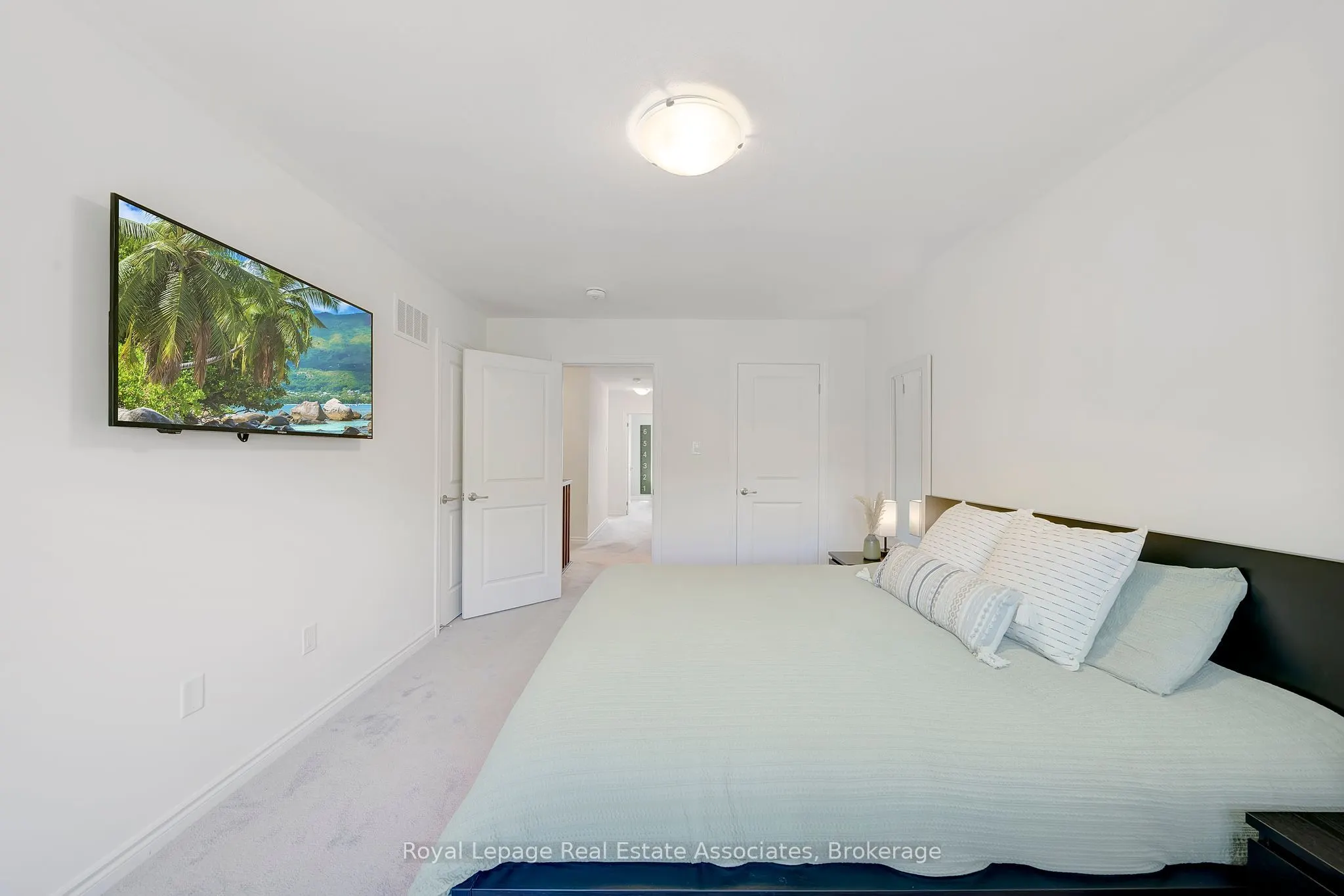 305 Garner Road W, #85