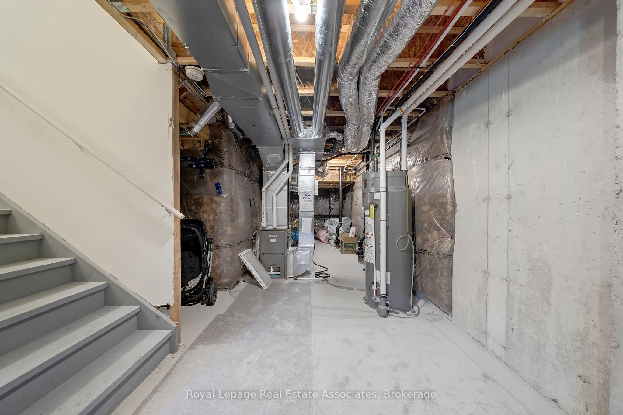 305 Garner Road W, #85