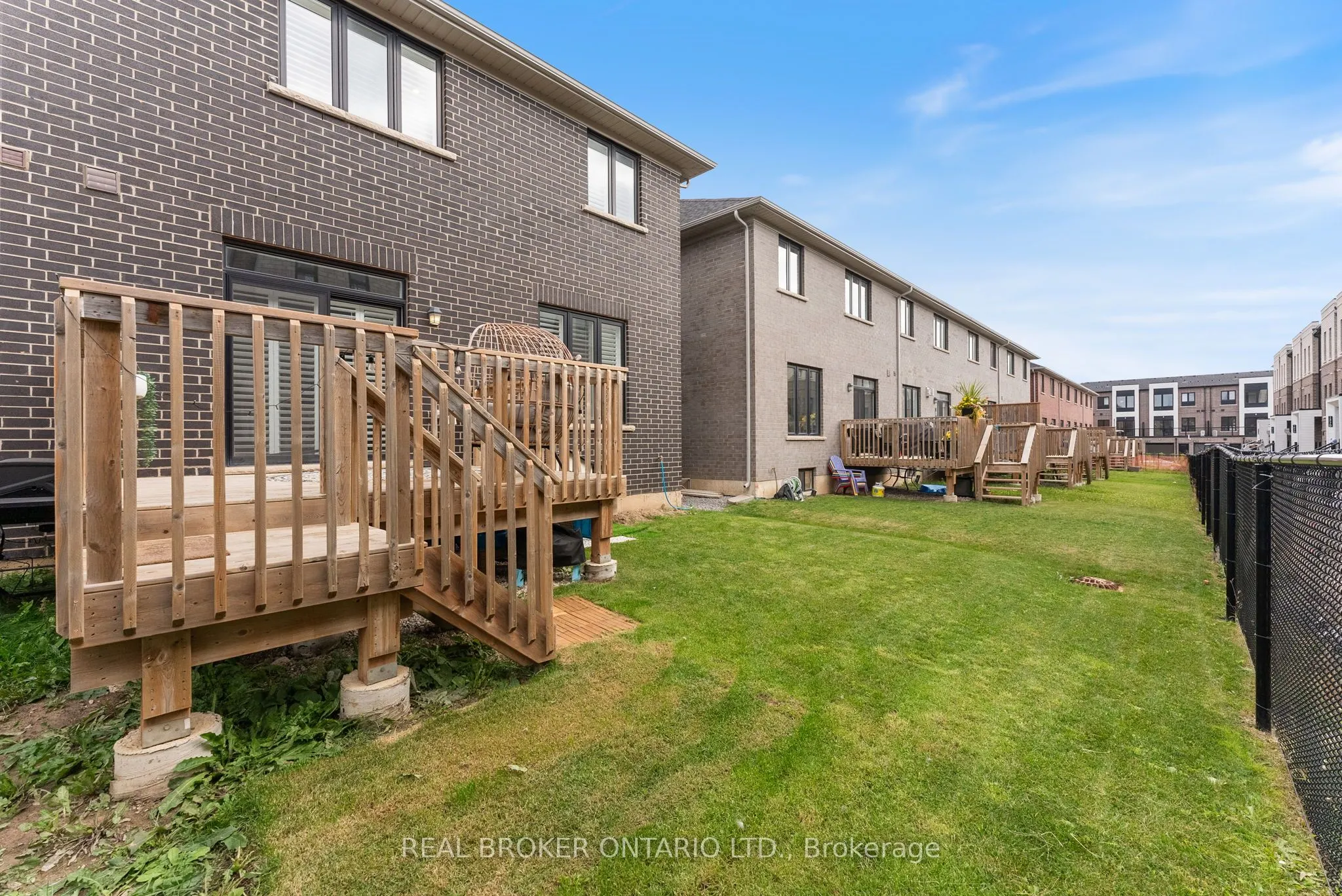 10 Granite Ridge Trail