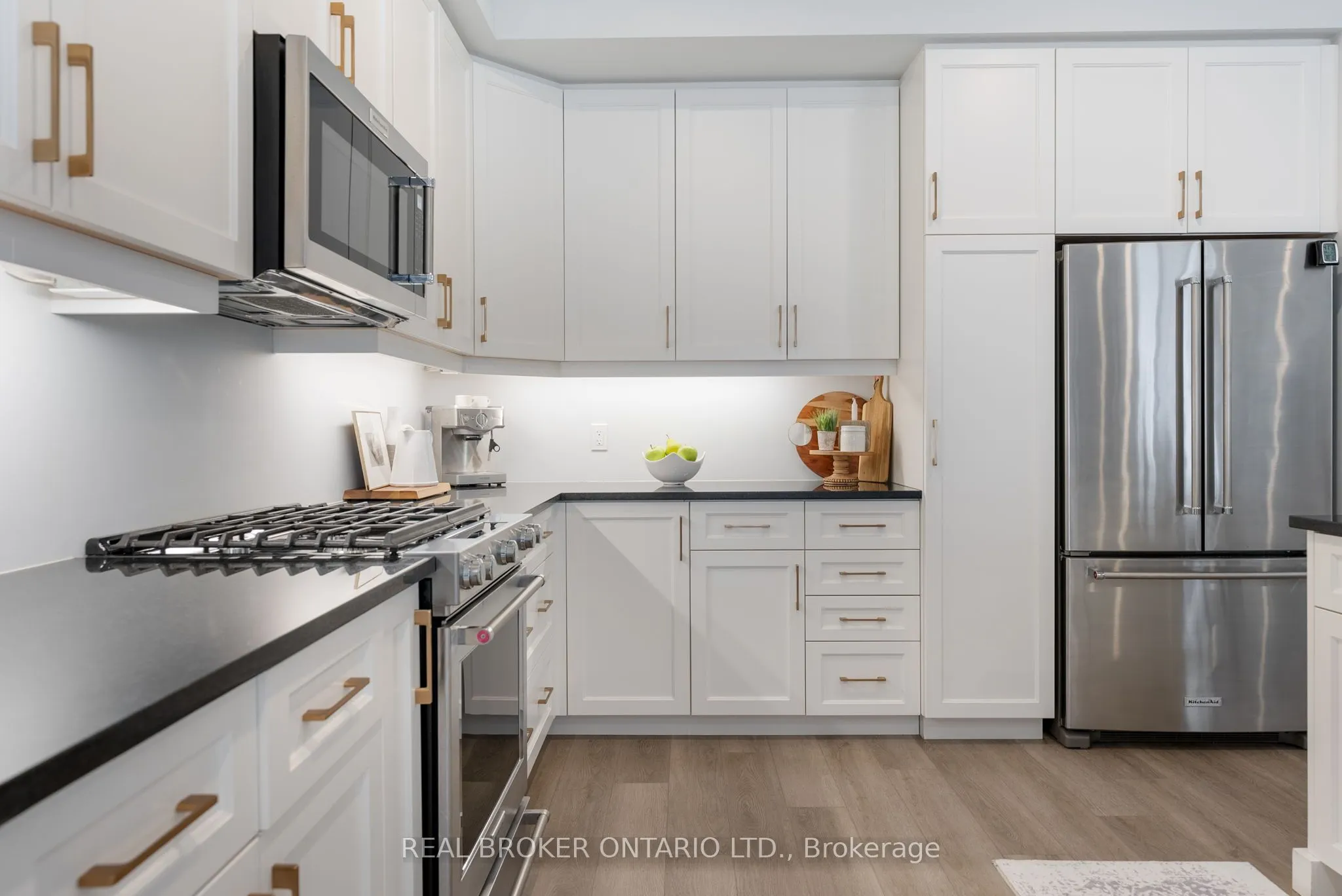 10 Granite Ridge Trail