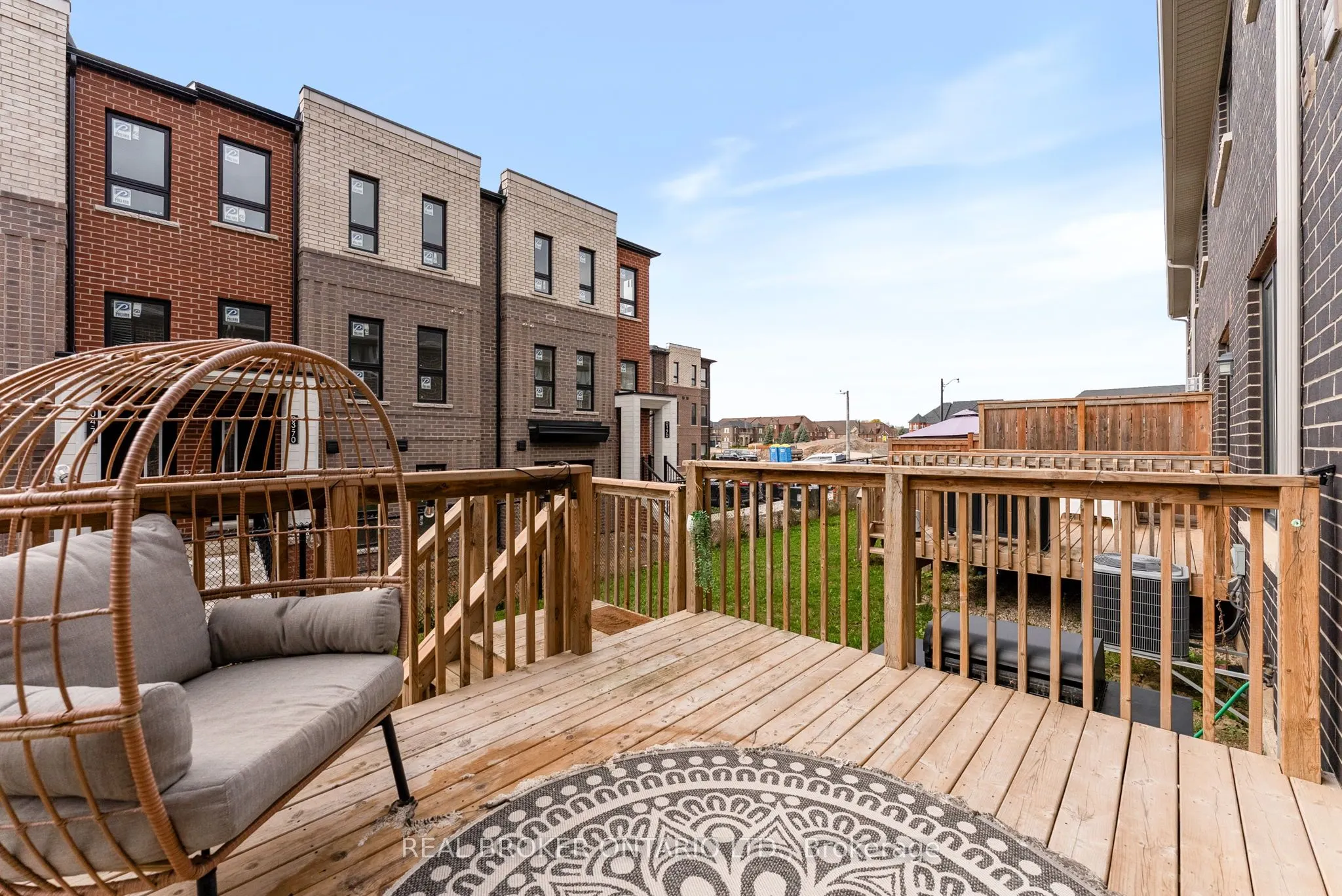 10 Granite Ridge Trail