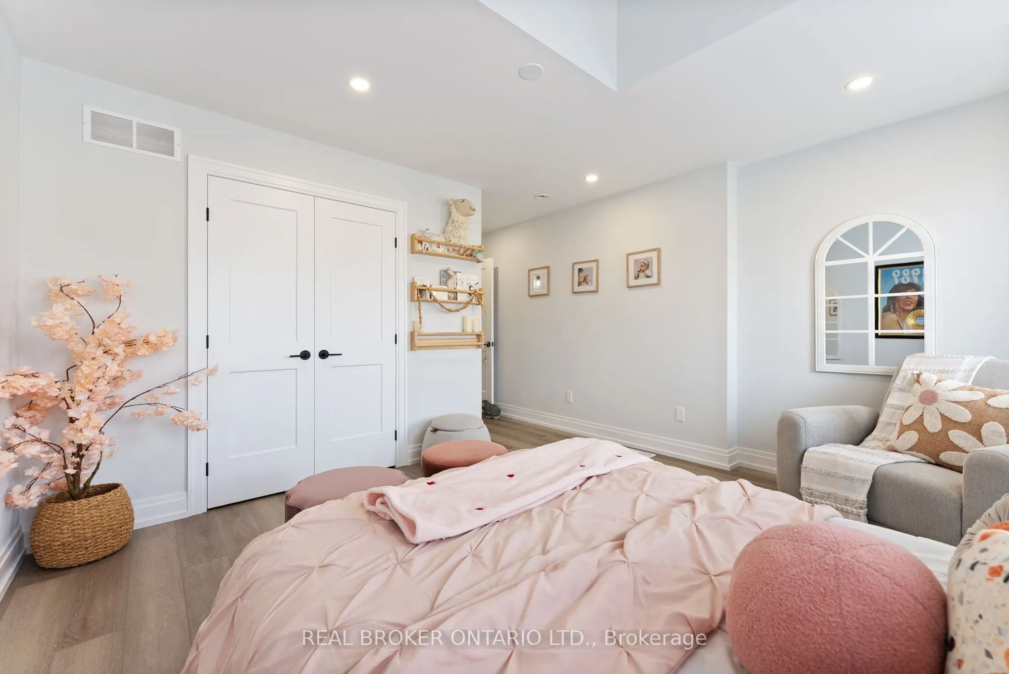 10 Granite Ridge Trail