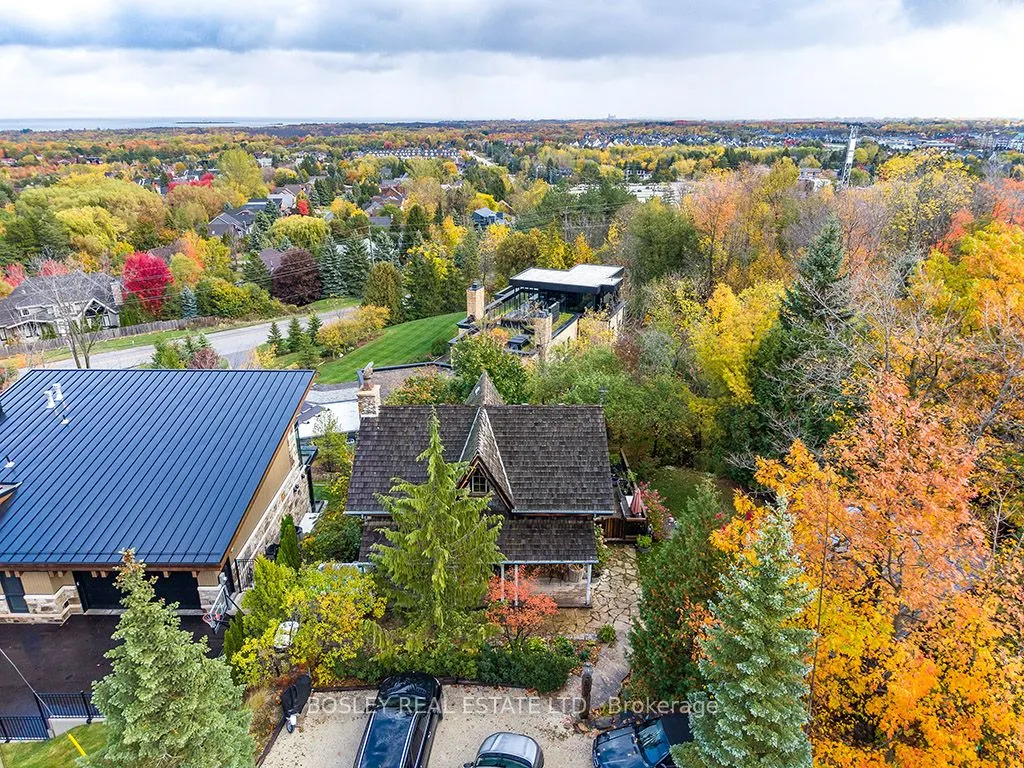 123 Happy Valley Road