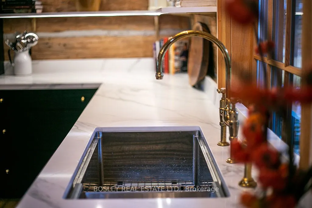 123 Happy Valley Road