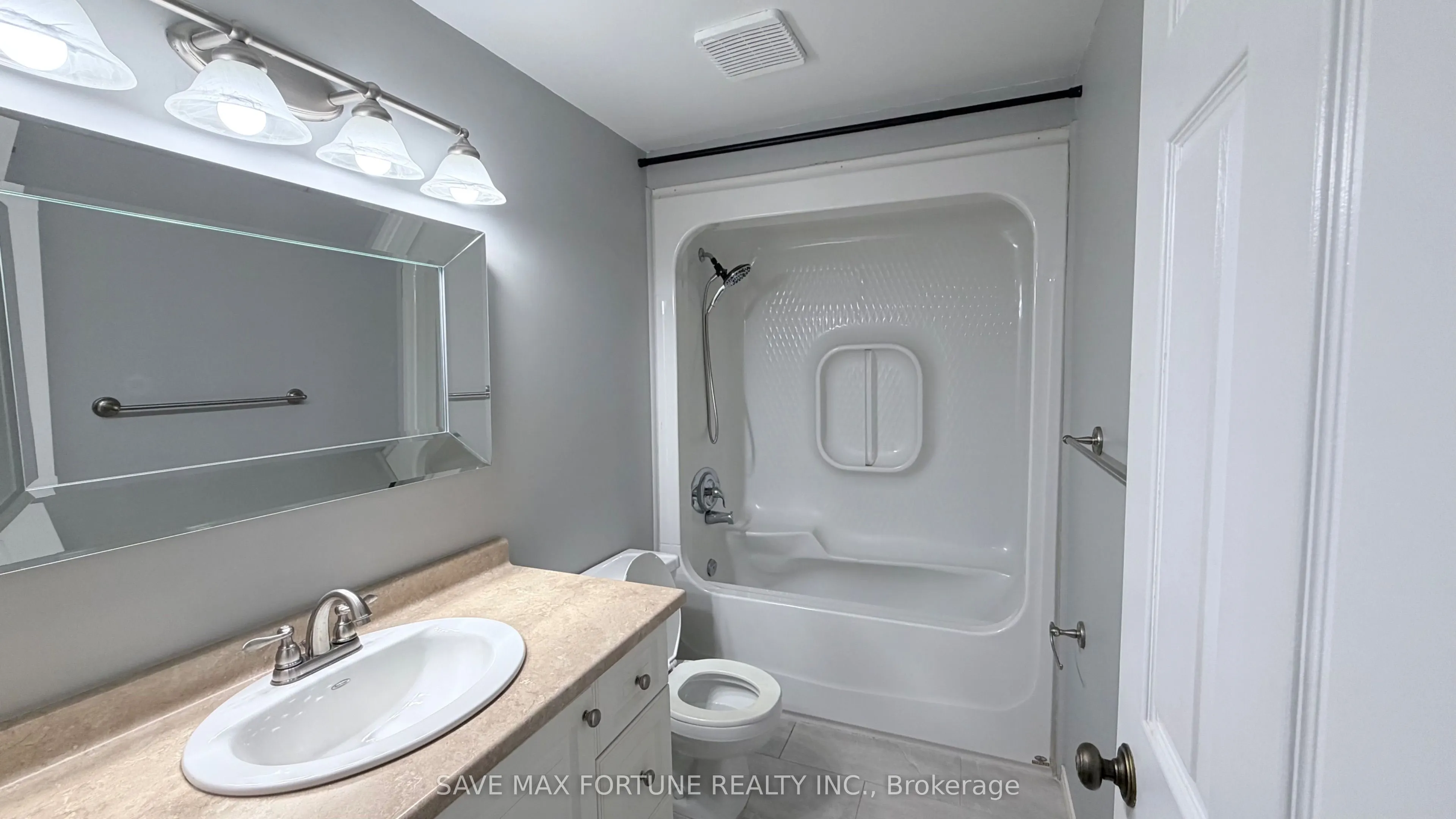 1 Royalwood Court, #27