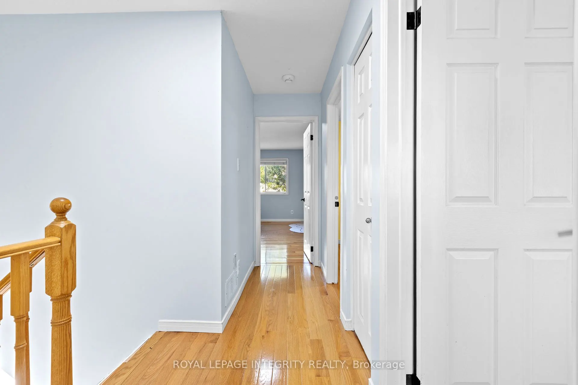 11 Royal Field Crescent