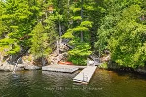 1033 Bayview Point Road