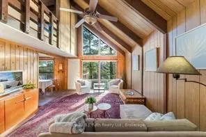 1033 Bayview Point Road