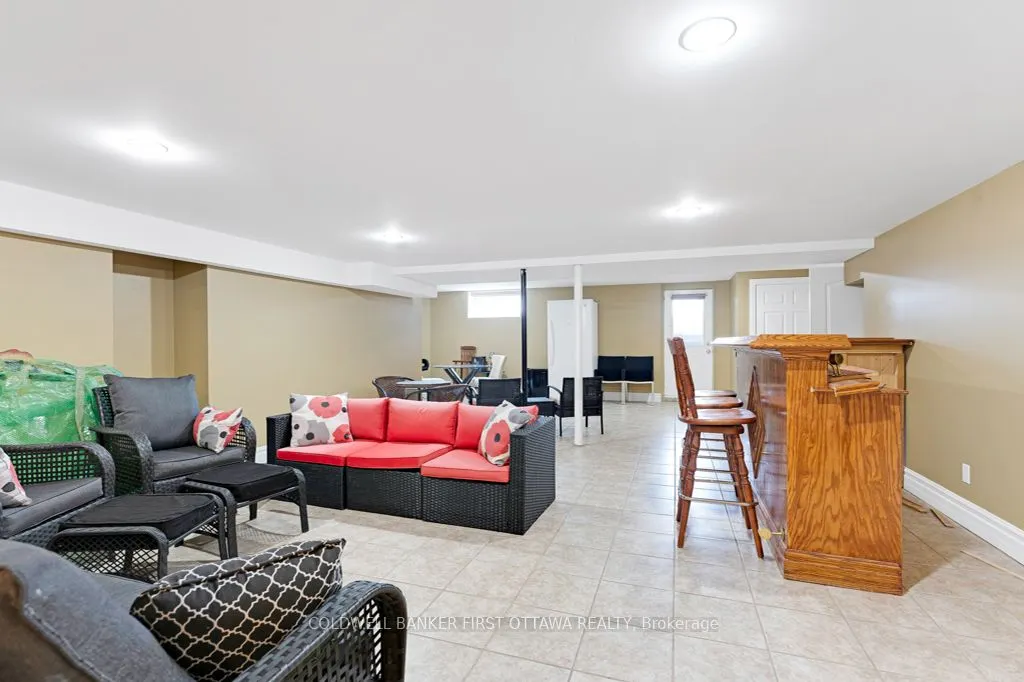 556 West Point Drive