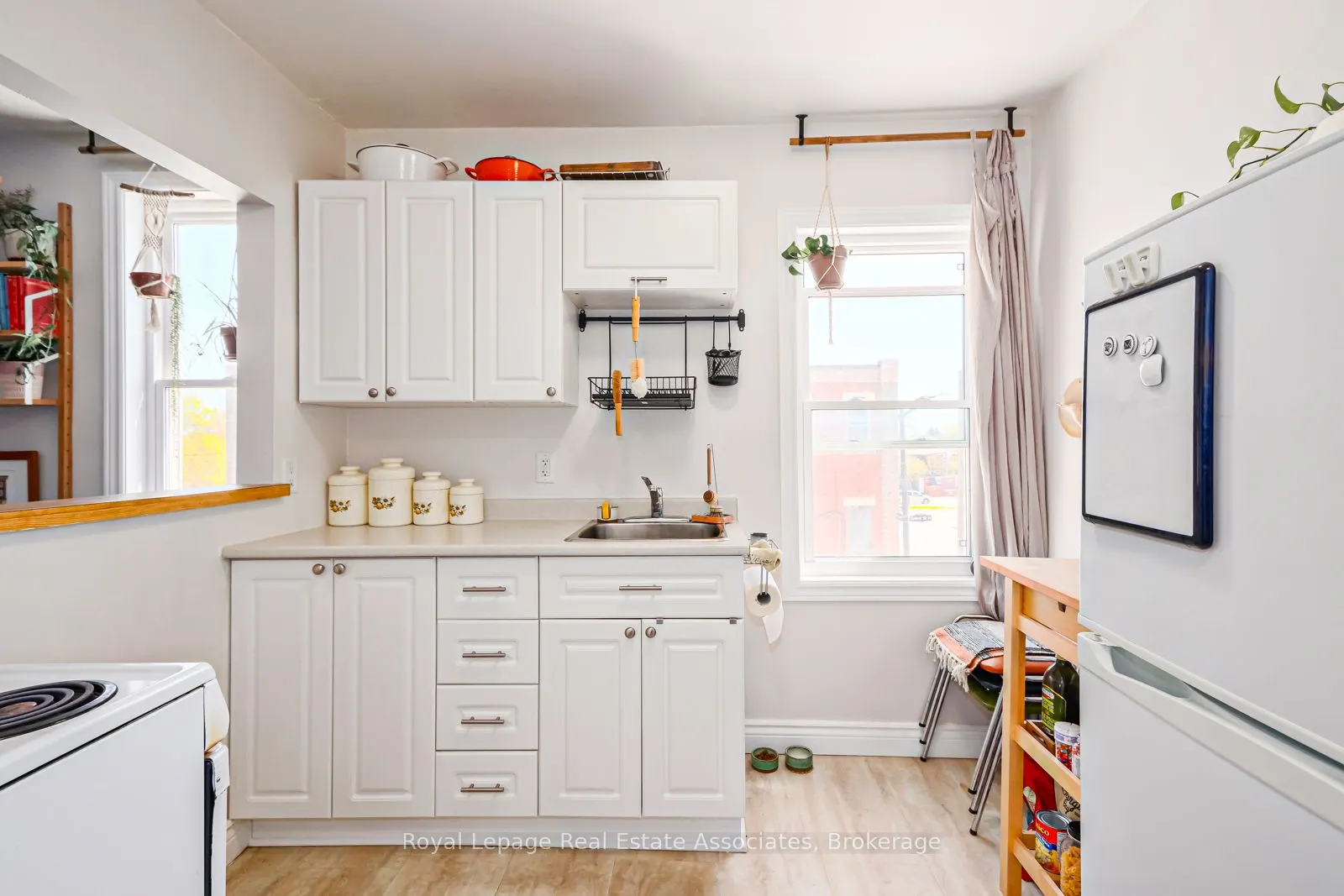 110 Sykes Street N, #202