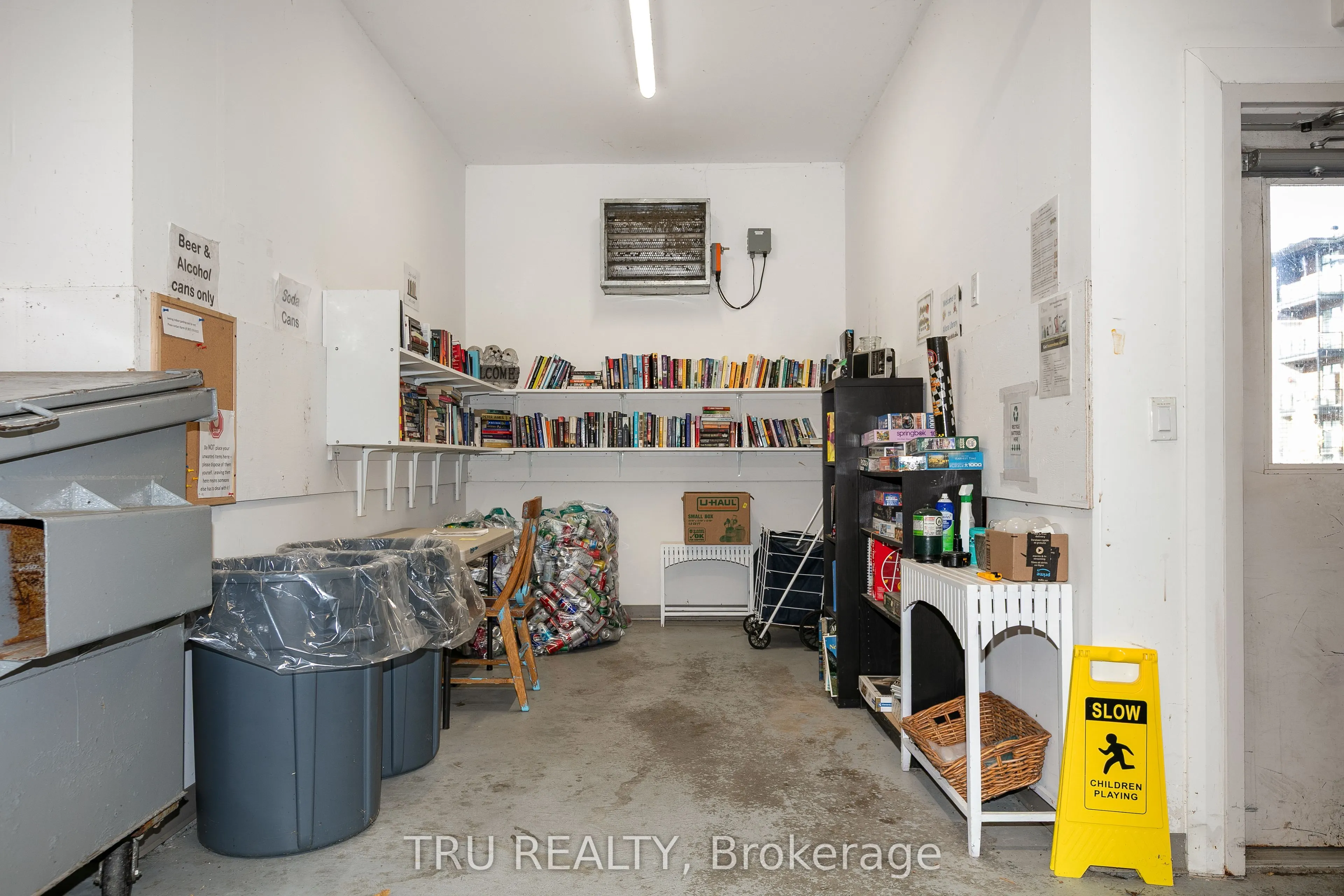 120 Cortile Private S, #201