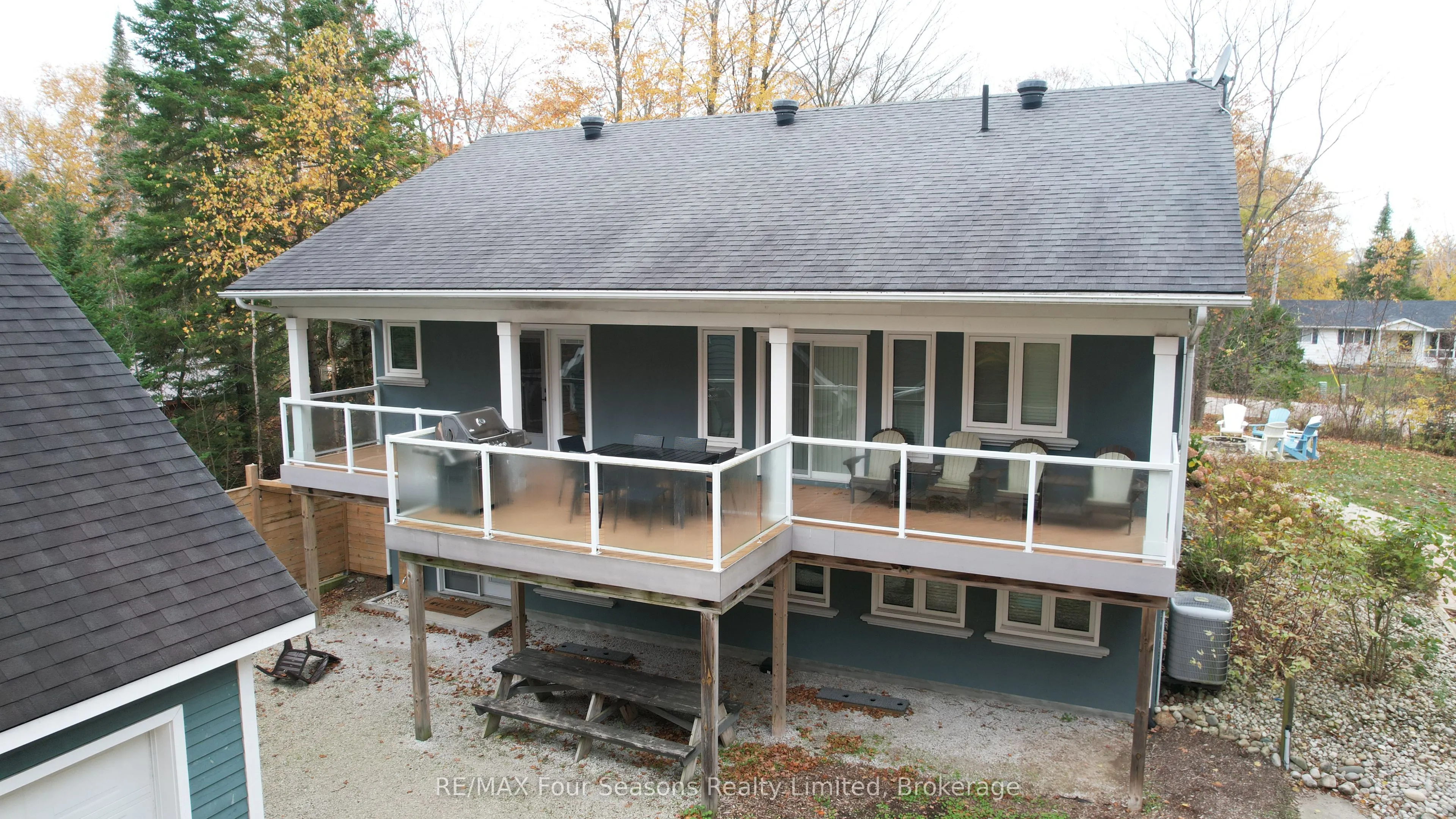 37 Silver Lake Crescent