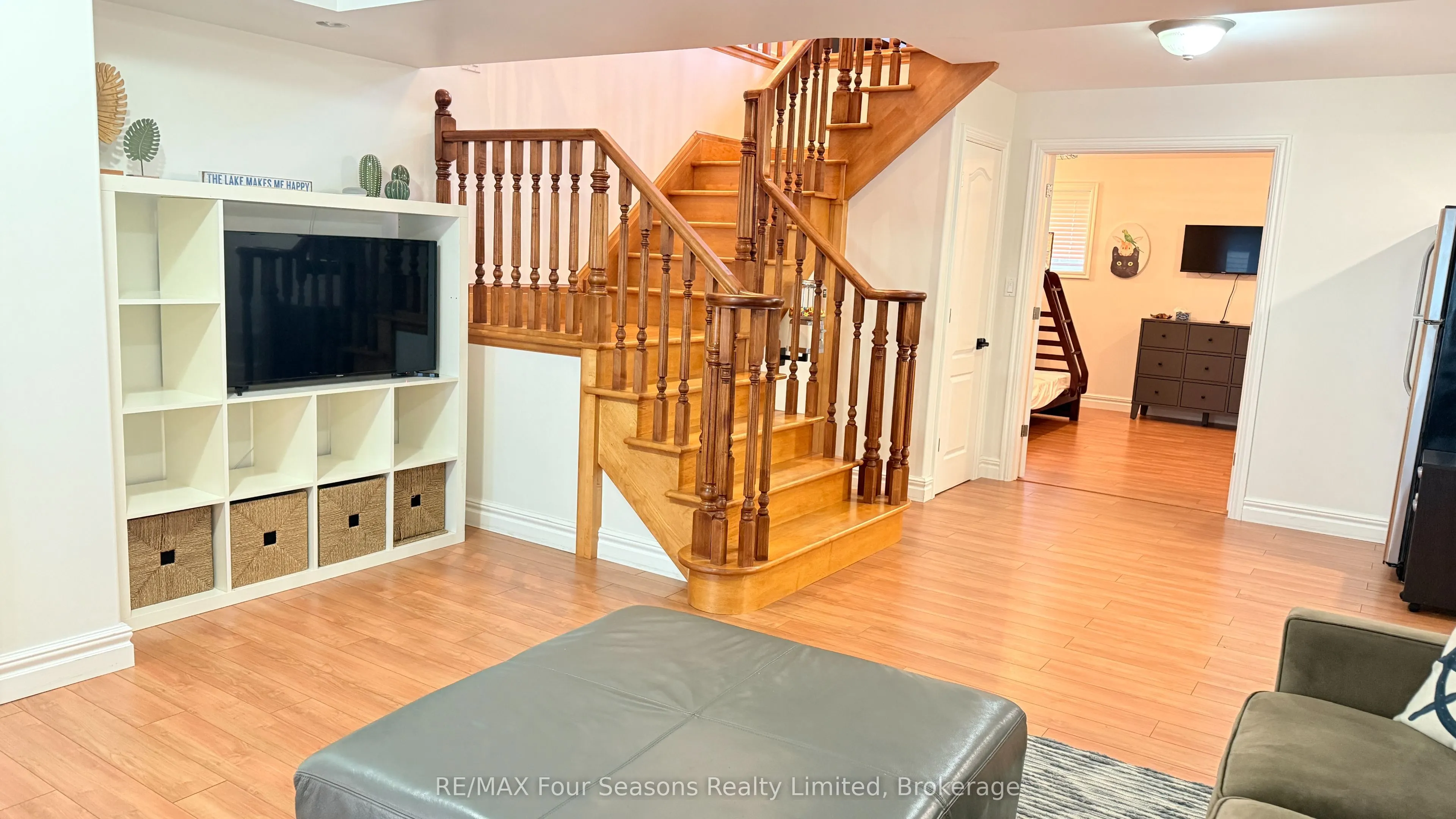 37 Silver Lake Crescent