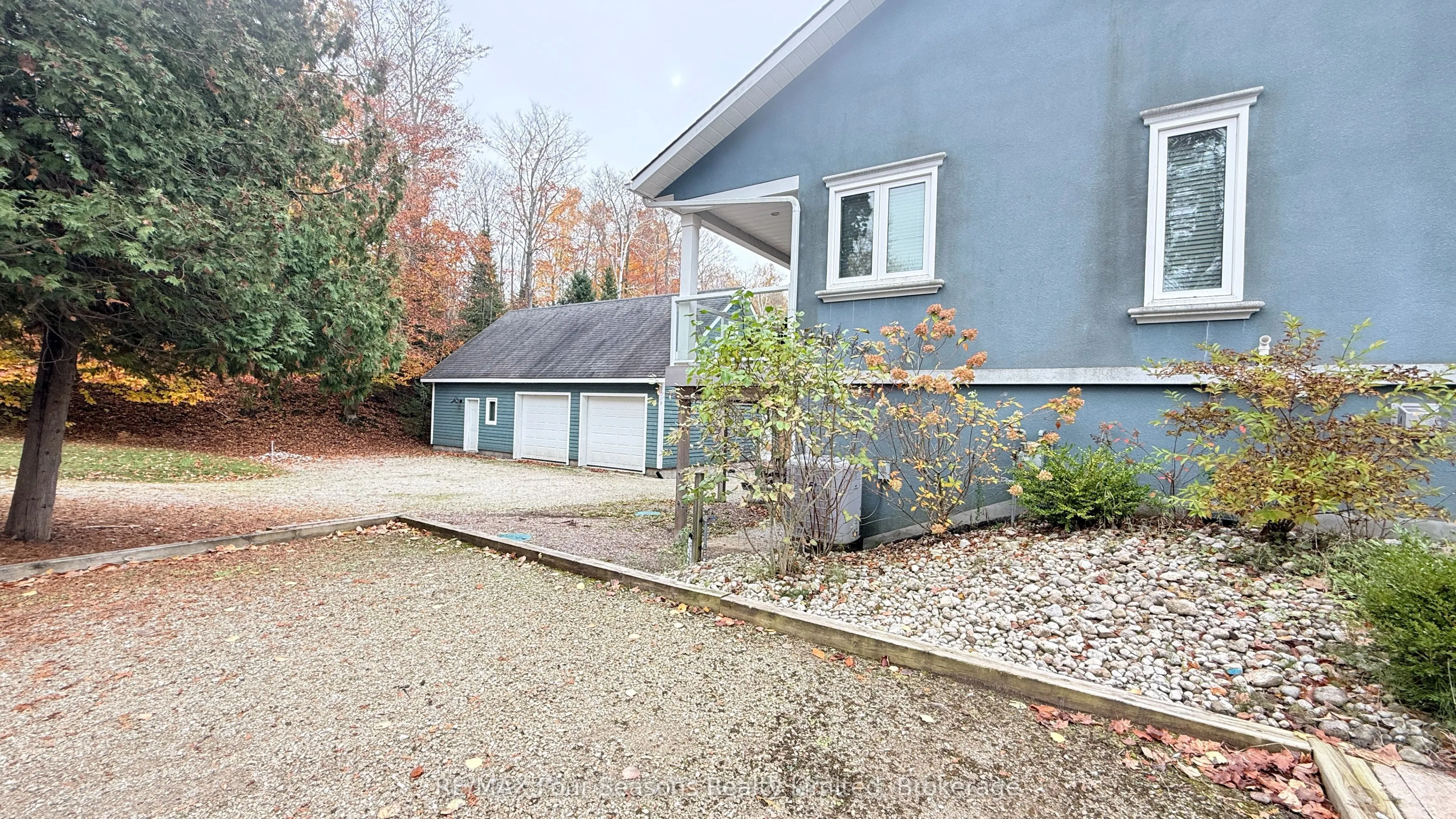 37 Silver Lake Crescent