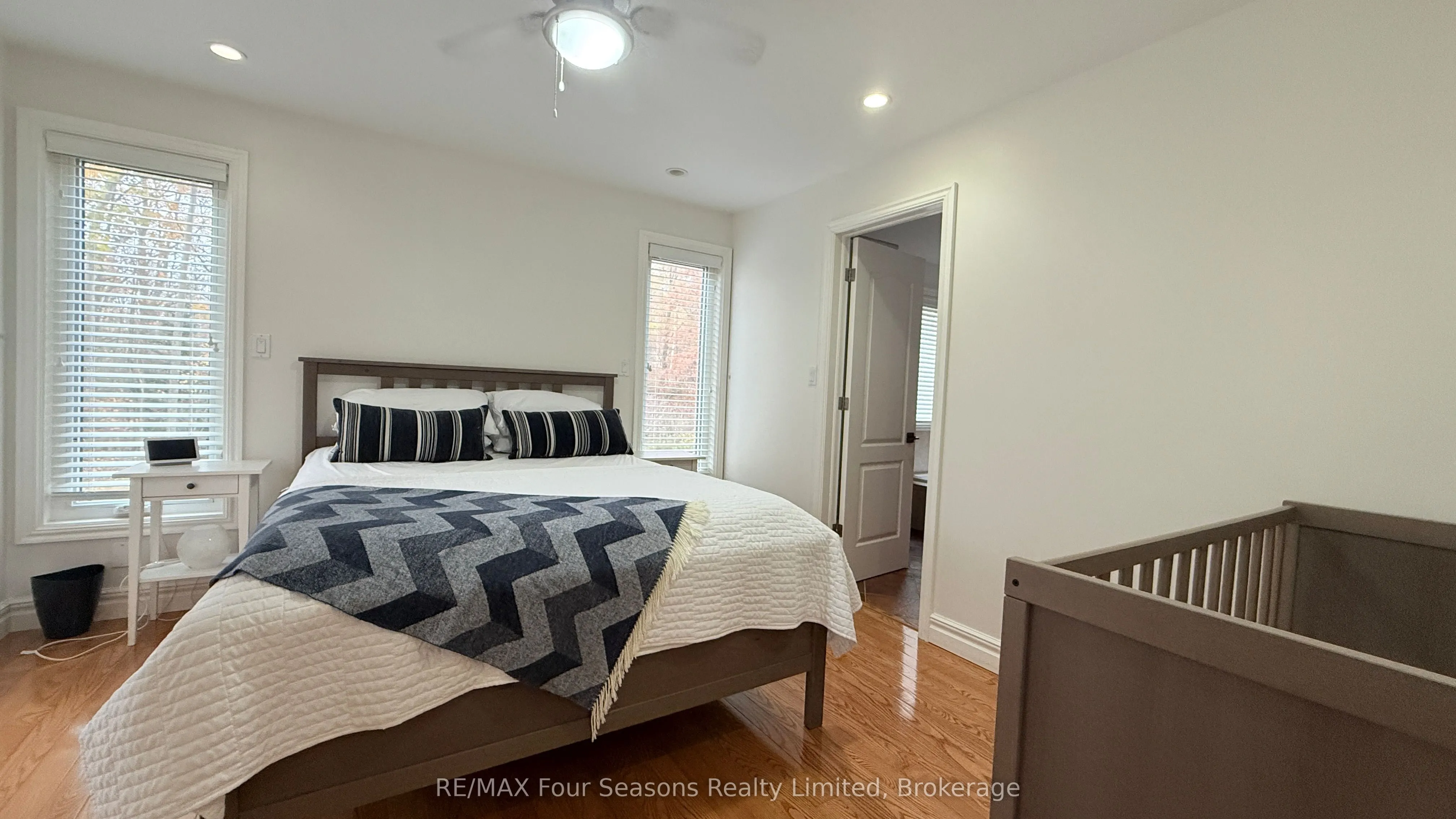 37 Silver Lake Crescent